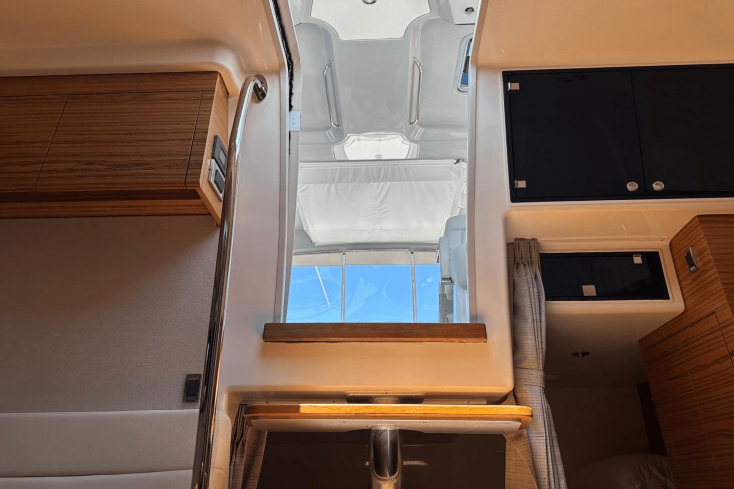 2023 Boston Whaler 405 Conquest Image Thumbnail #72