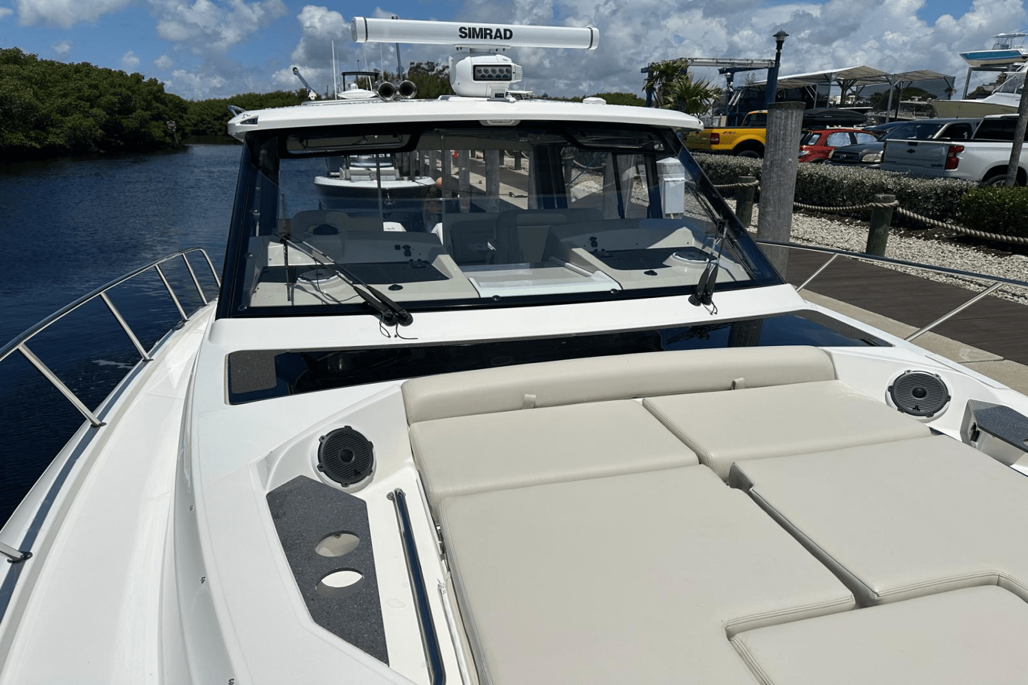 2023 Boston Whaler 405 Conquest Image Thumbnail #18
