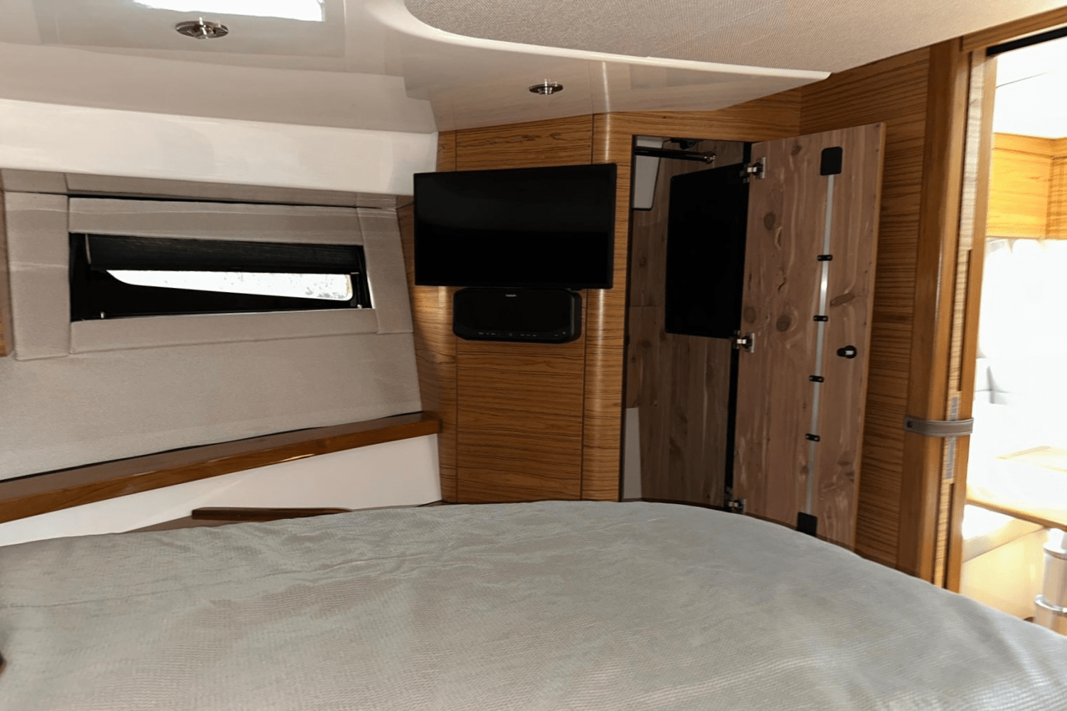 2023 Boston Whaler 405 Conquest Image Thumbnail #57