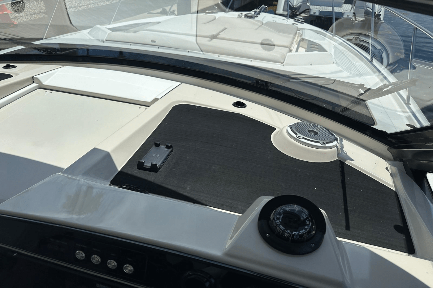 2023 Boston Whaler 405 Conquest Image Thumbnail #34