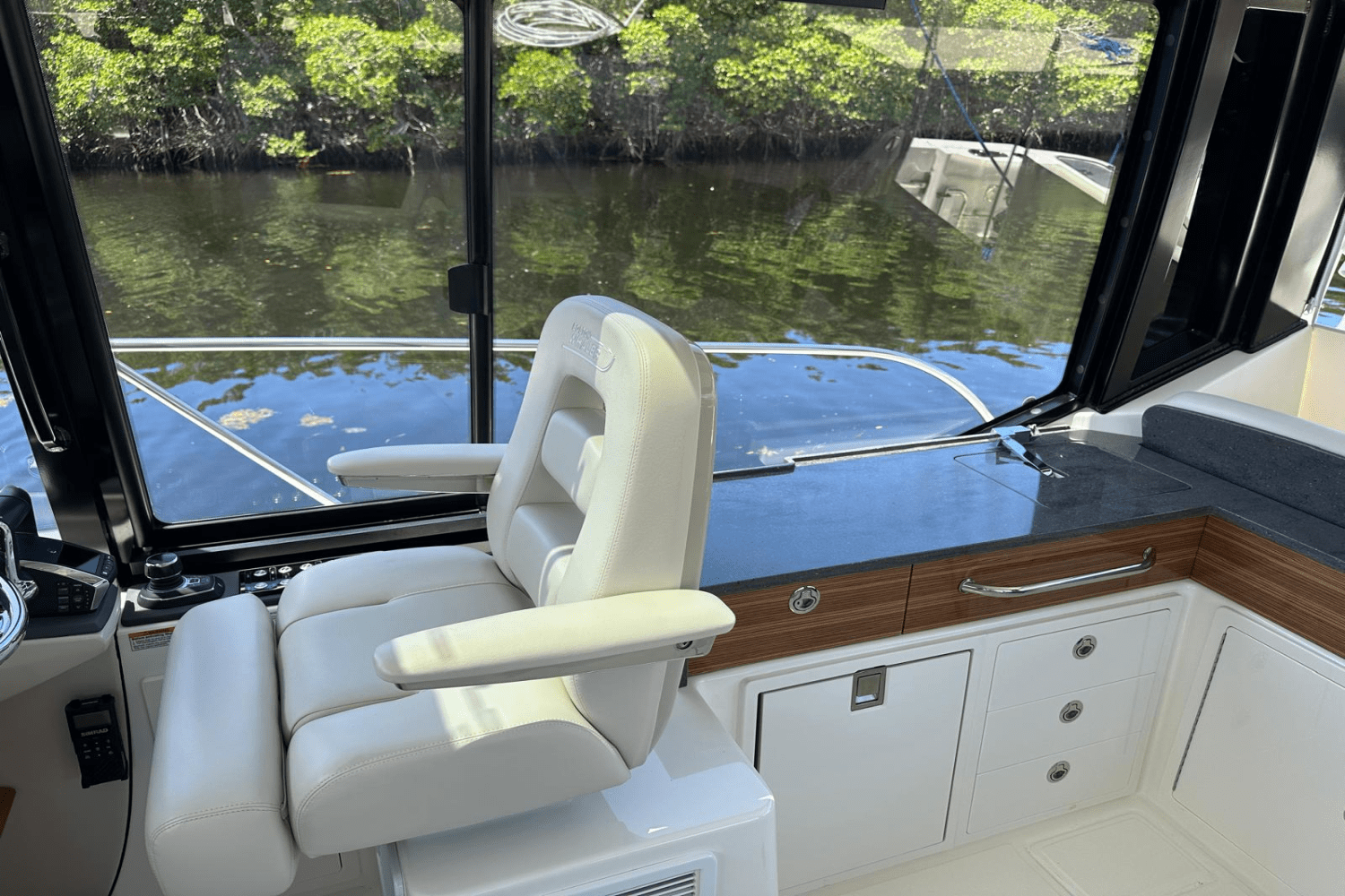 2023 Boston Whaler 405 Conquest Image Thumbnail #47