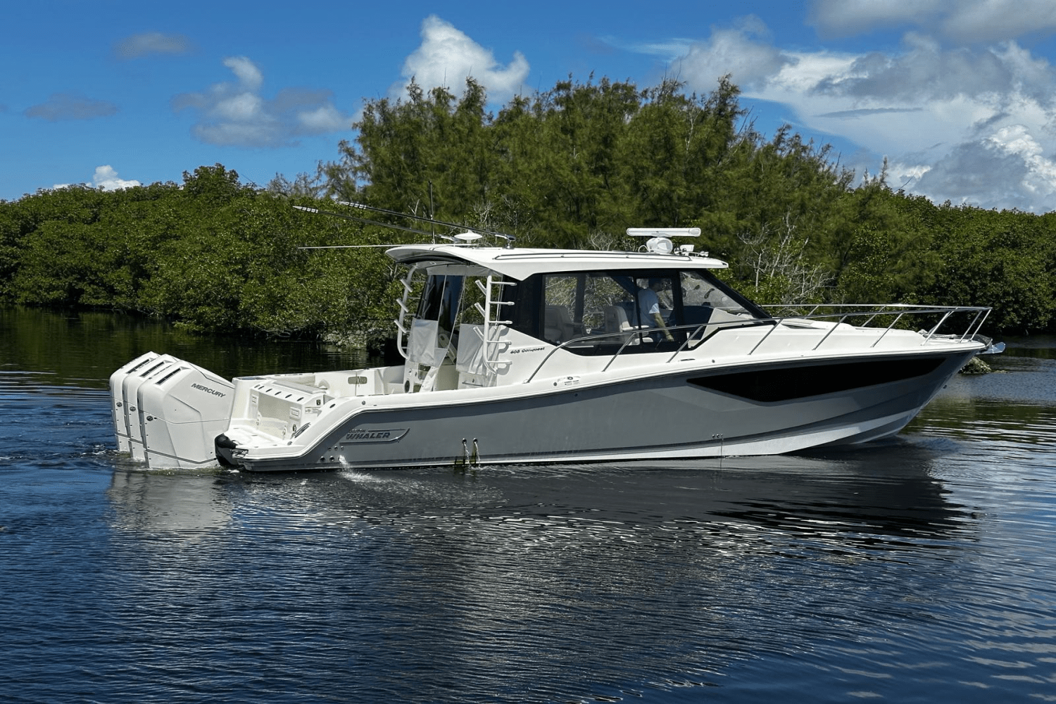 2023 Boston Whaler 405 Conquest Image Thumbnail #2