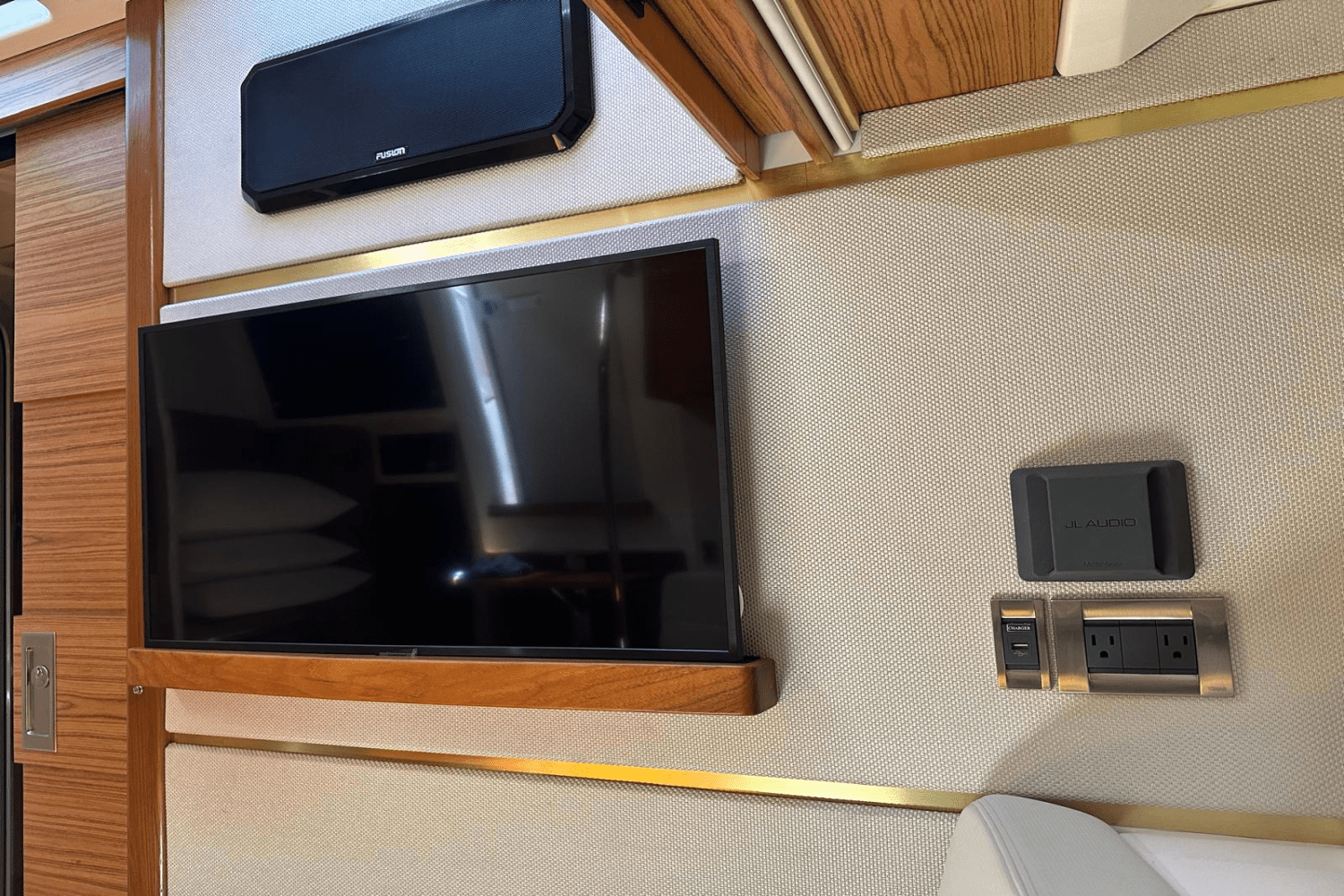2023 Boston Whaler 405 Conquest Image Thumbnail #71
