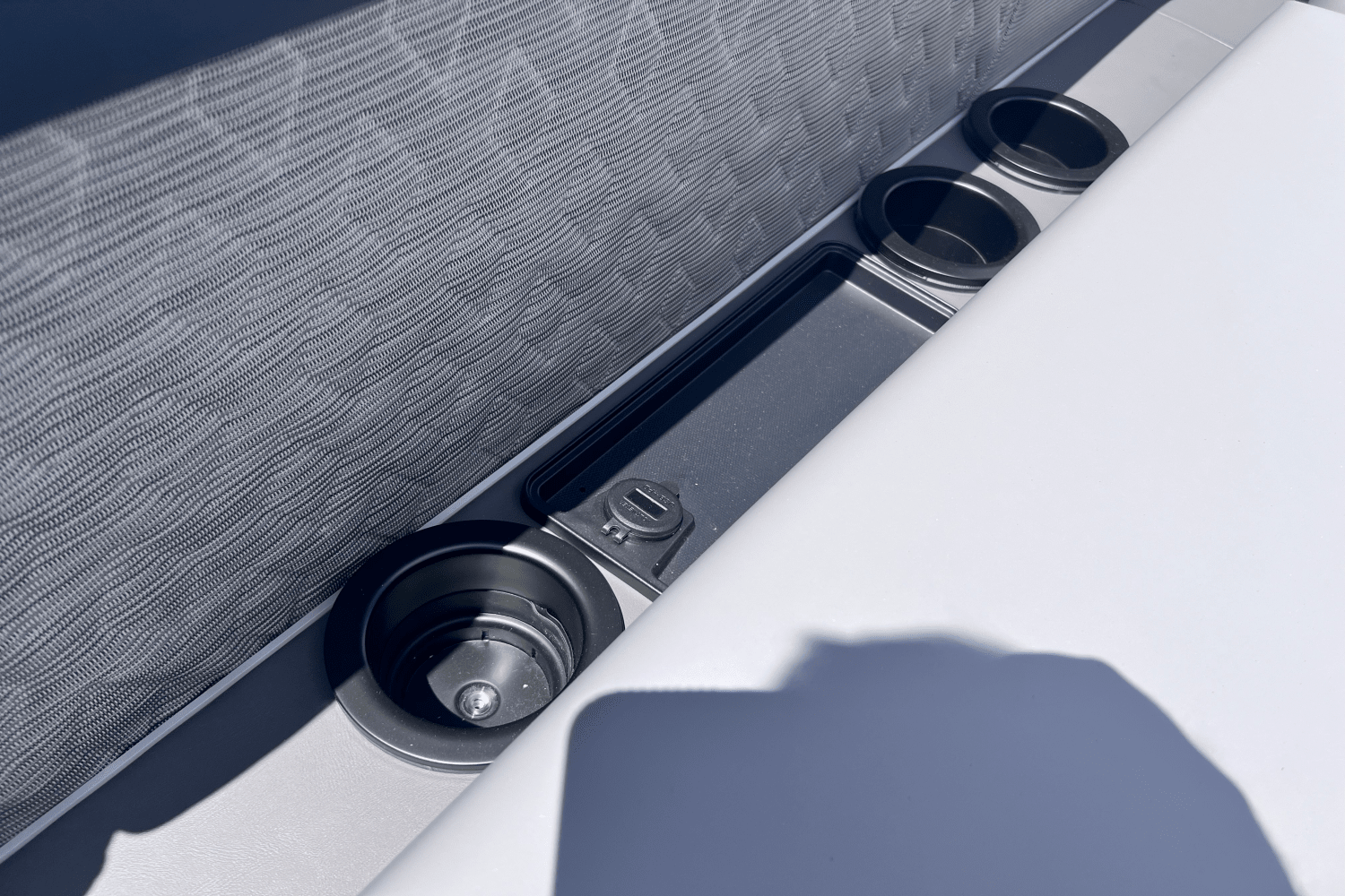 2025 Bennington 24 MFB Image Thumbnail #12