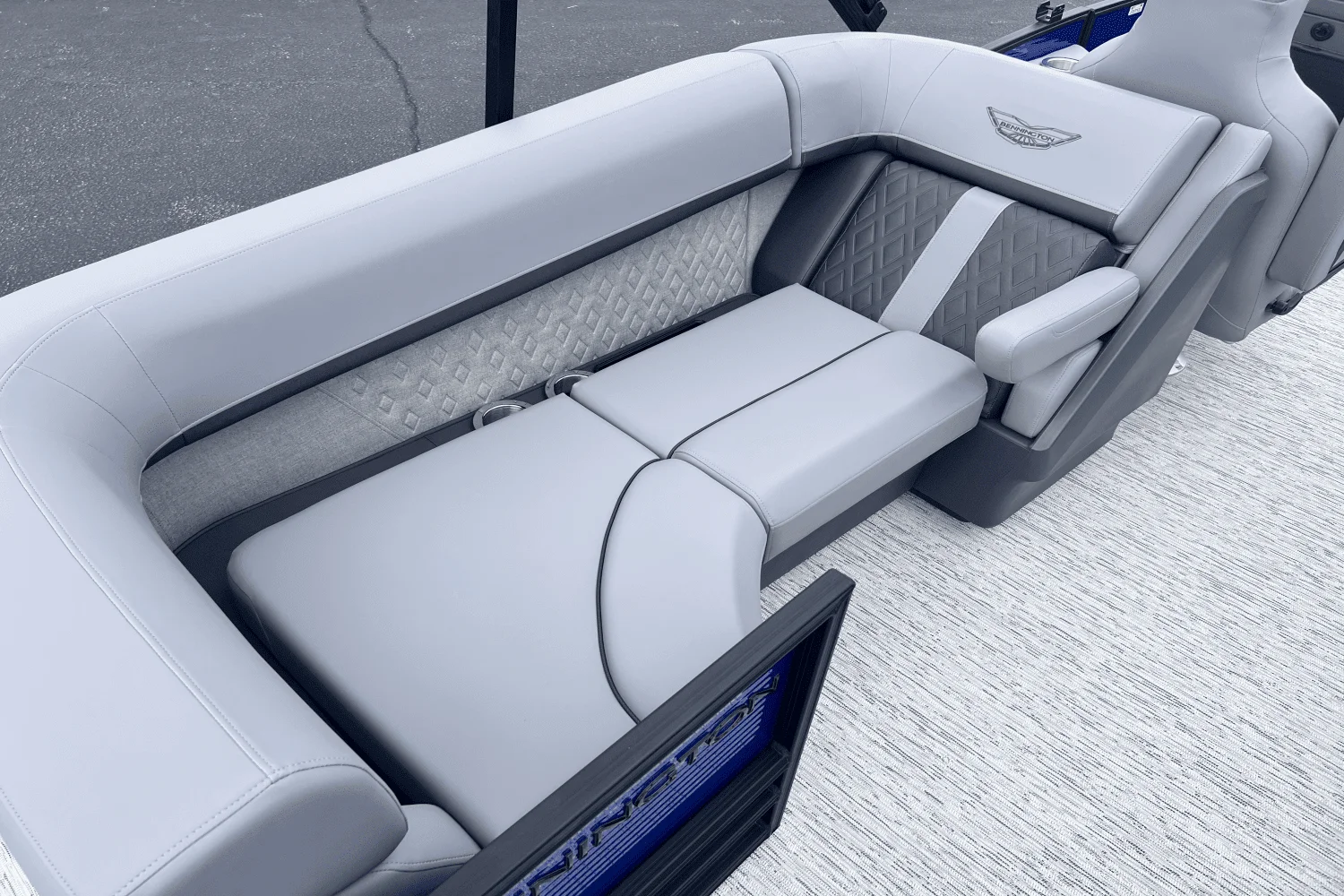 2025 Bennington 22 MFB Image Thumbnail #18