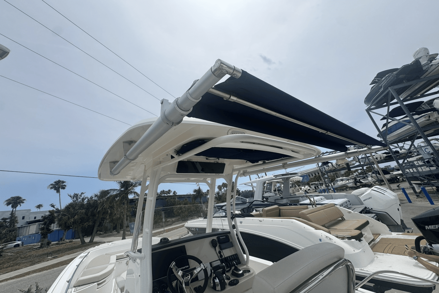 2022 Boston Whaler 270 Dauntless Image Thumbnail #7