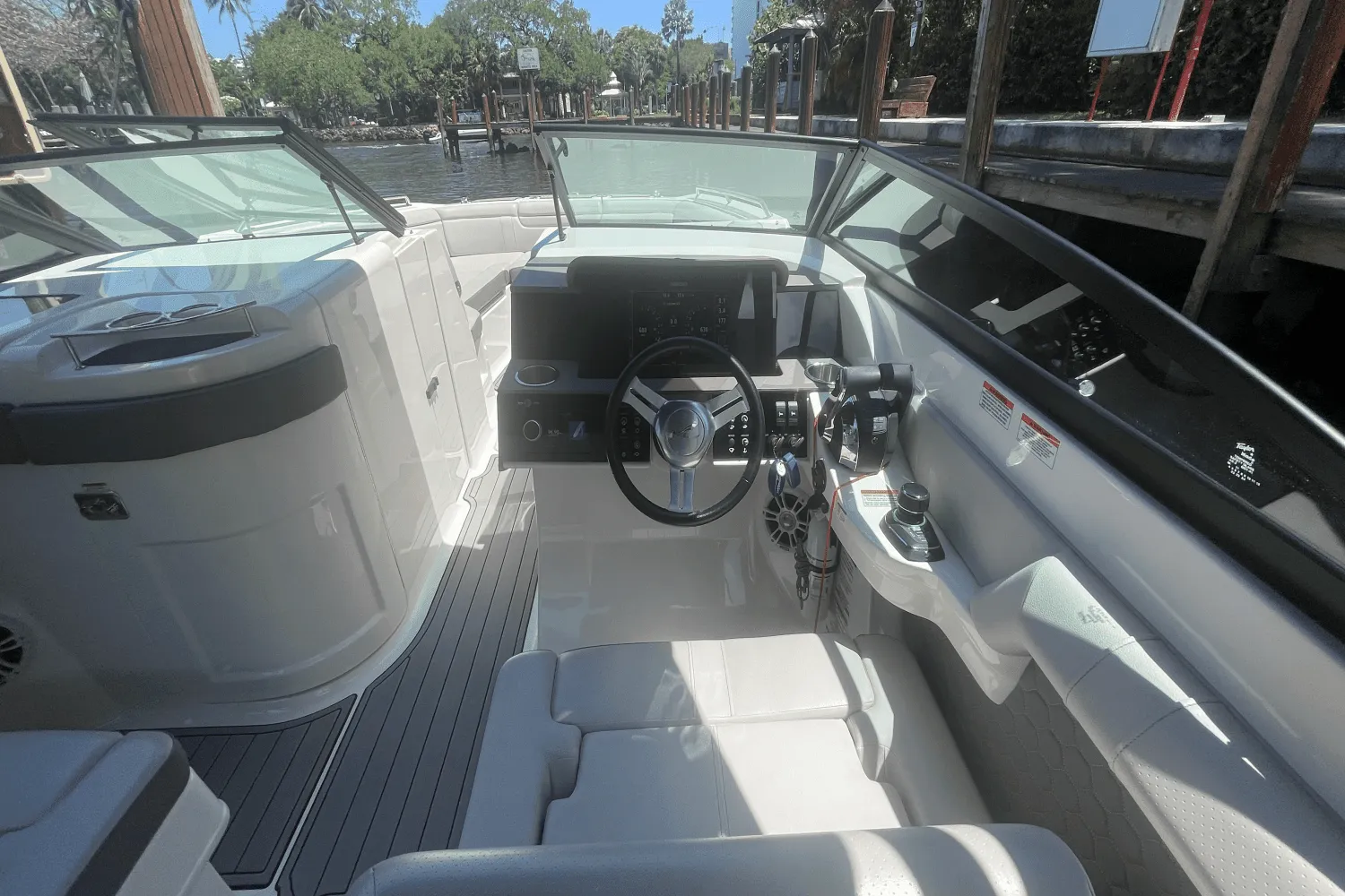 2022 Sea Ray 290 SDX-OB Image Thumbnail #46