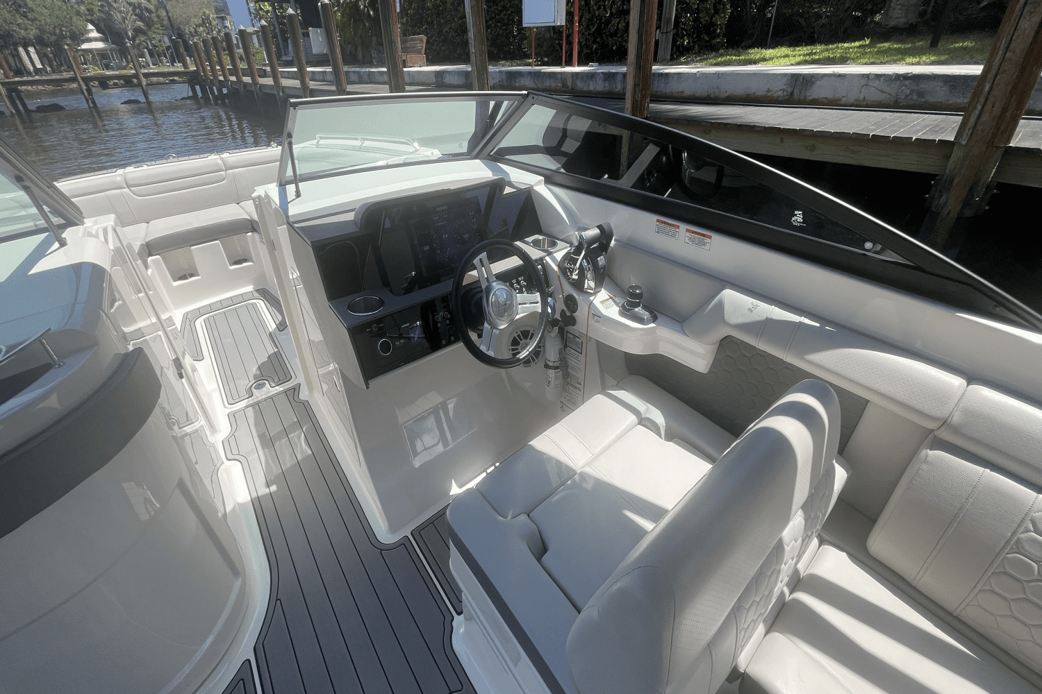 2022 Sea Ray 290 SDX-OB Image Thumbnail #34
