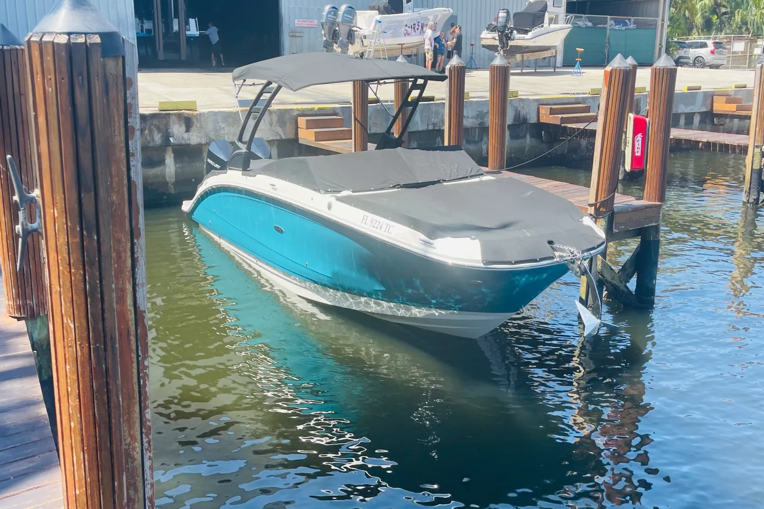 2022 Sea Ray 290 SDX-OB Image Thumbnail #9