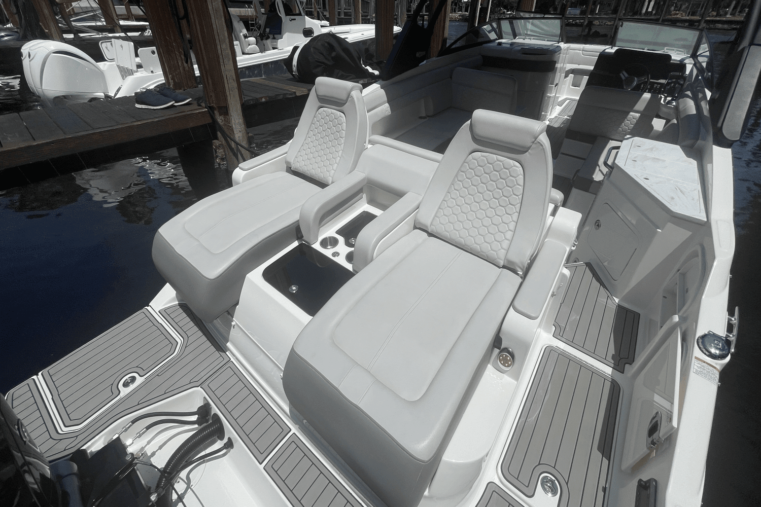 2022 Sea Ray 290 SDX-OB Image Thumbnail #58