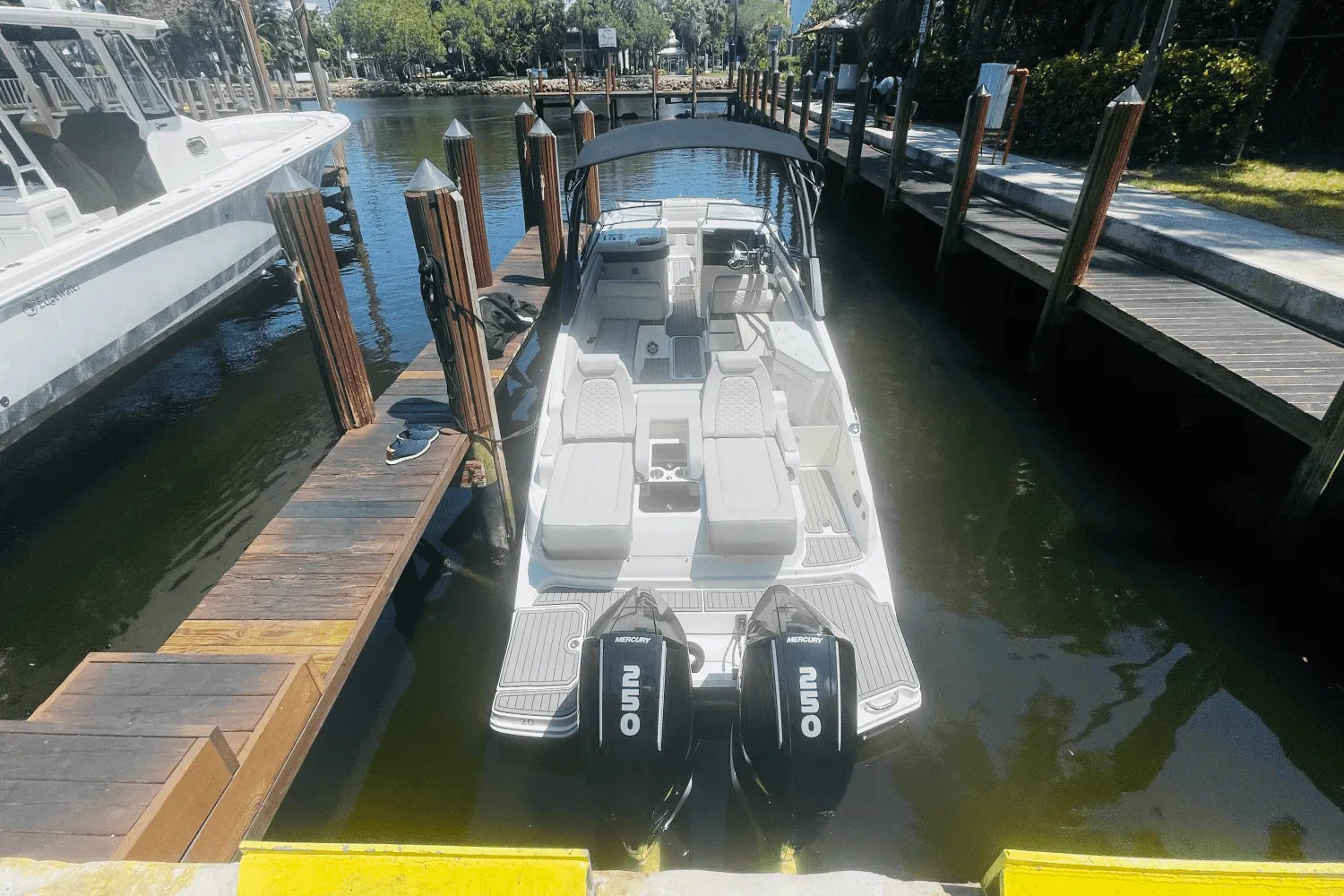 2022 Sea Ray 290 SDX-OB Image Thumbnail #12