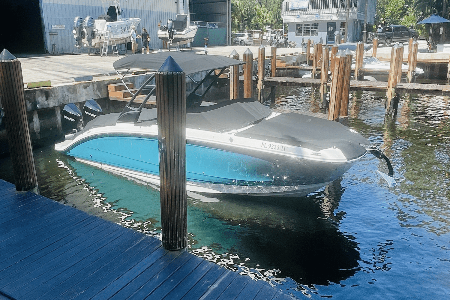 2022 Sea Ray 290 SDX-OB Image Thumbnail #3