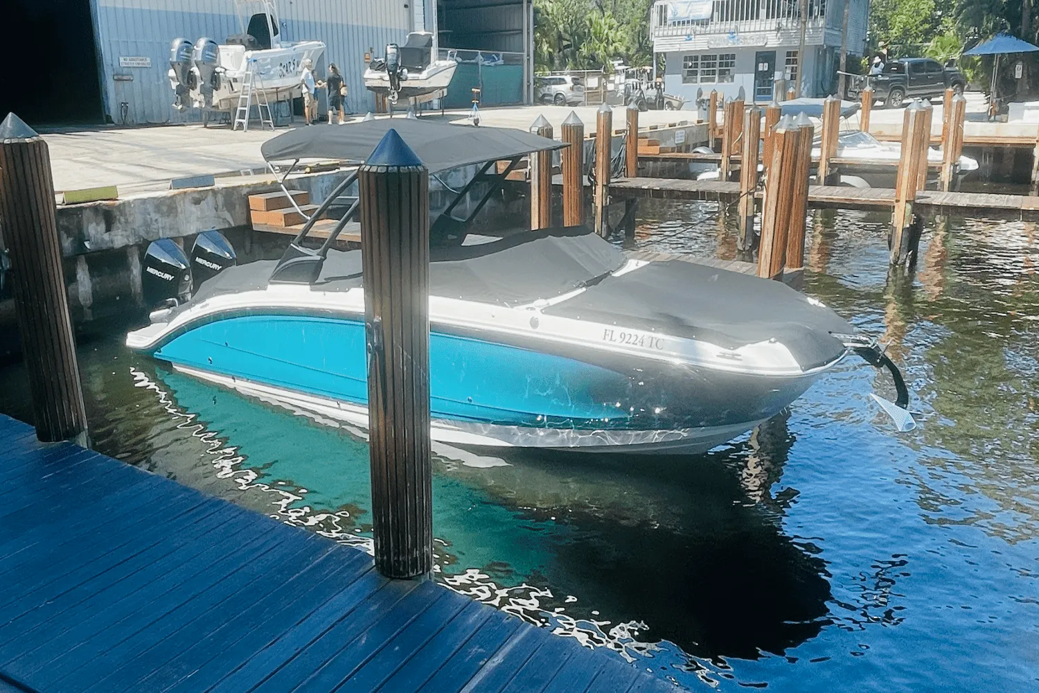2022 Sea Ray 290 SDX-OB Image Thumbnail #4