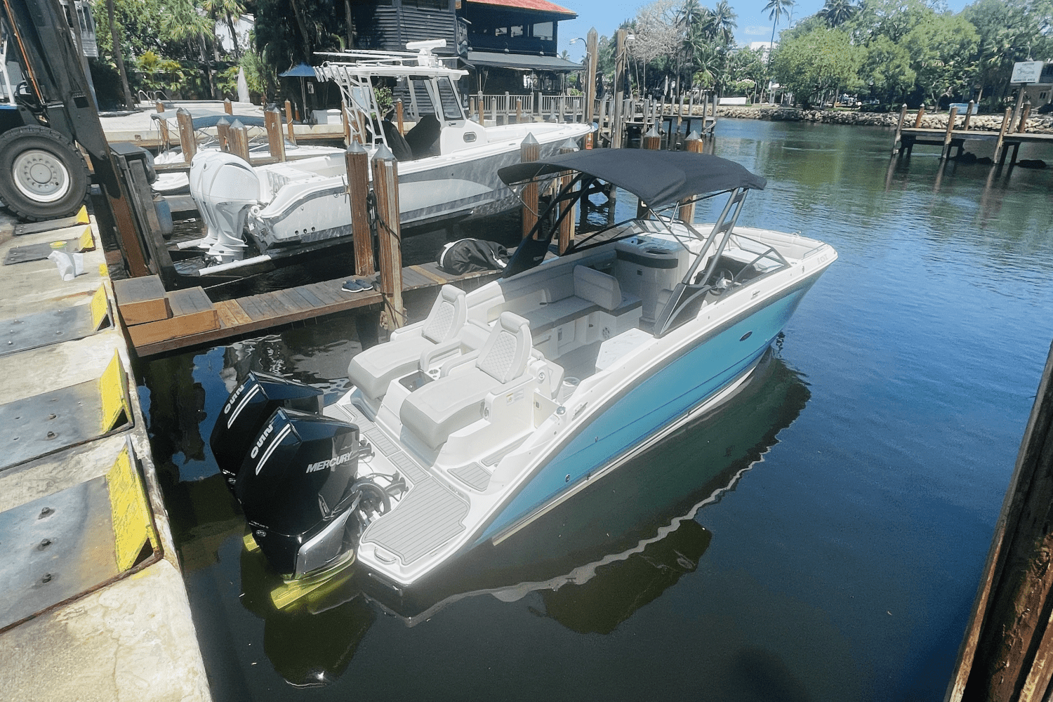 2022 Sea Ray 290 SDX-OB Image Thumbnail #9