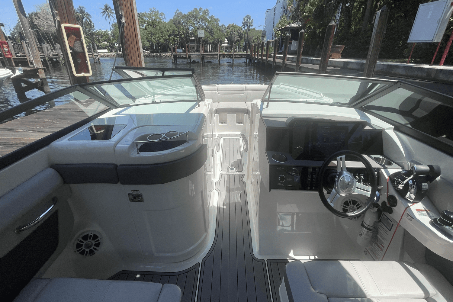 2022 Sea Ray 290 SDX-OB Image Thumbnail #41