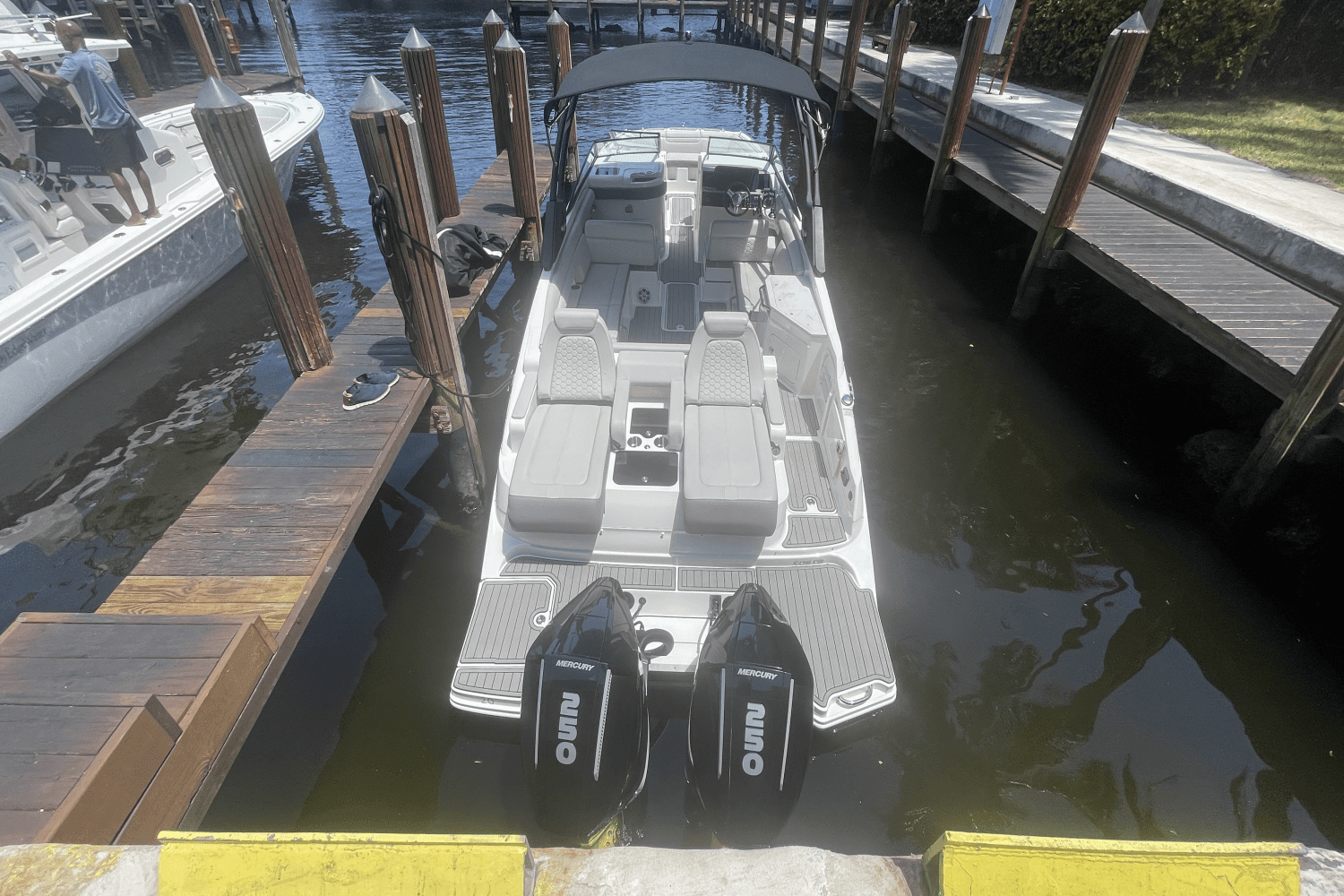 2022 Sea Ray 290 SDX-OB Image Thumbnail #4