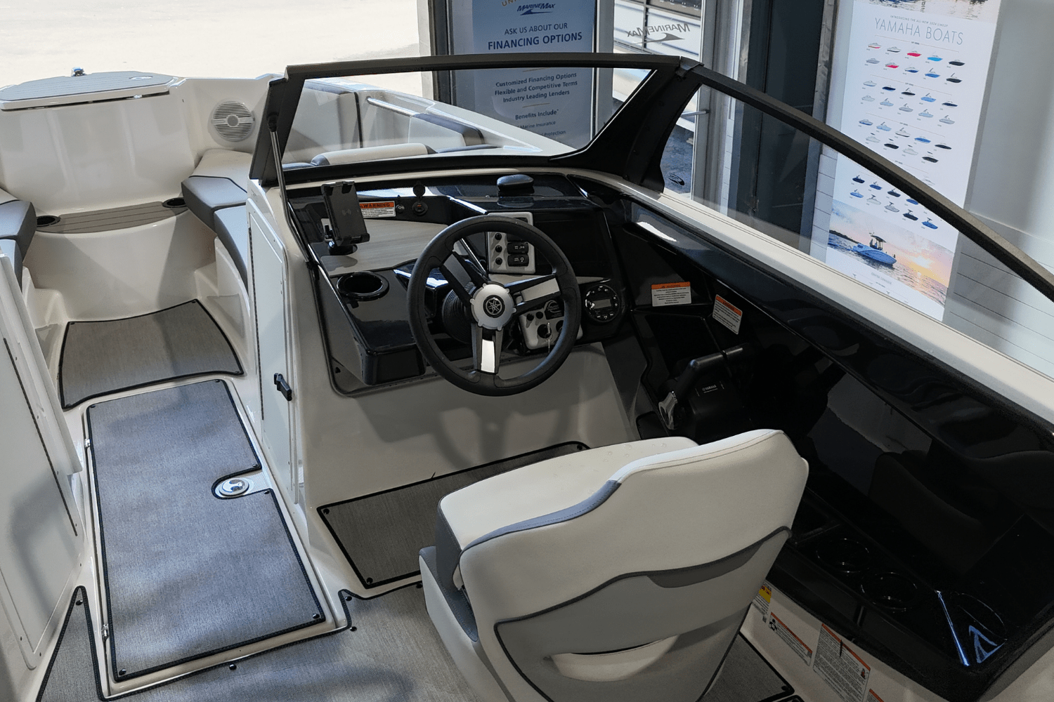2025 Yamaha AR220 Image Thumbnail #15