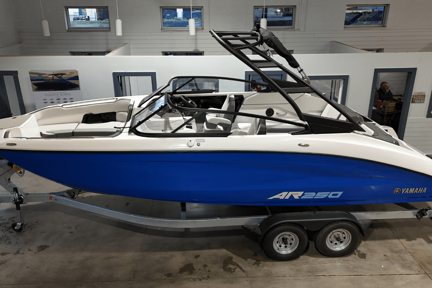 2025 Yamaha AR250