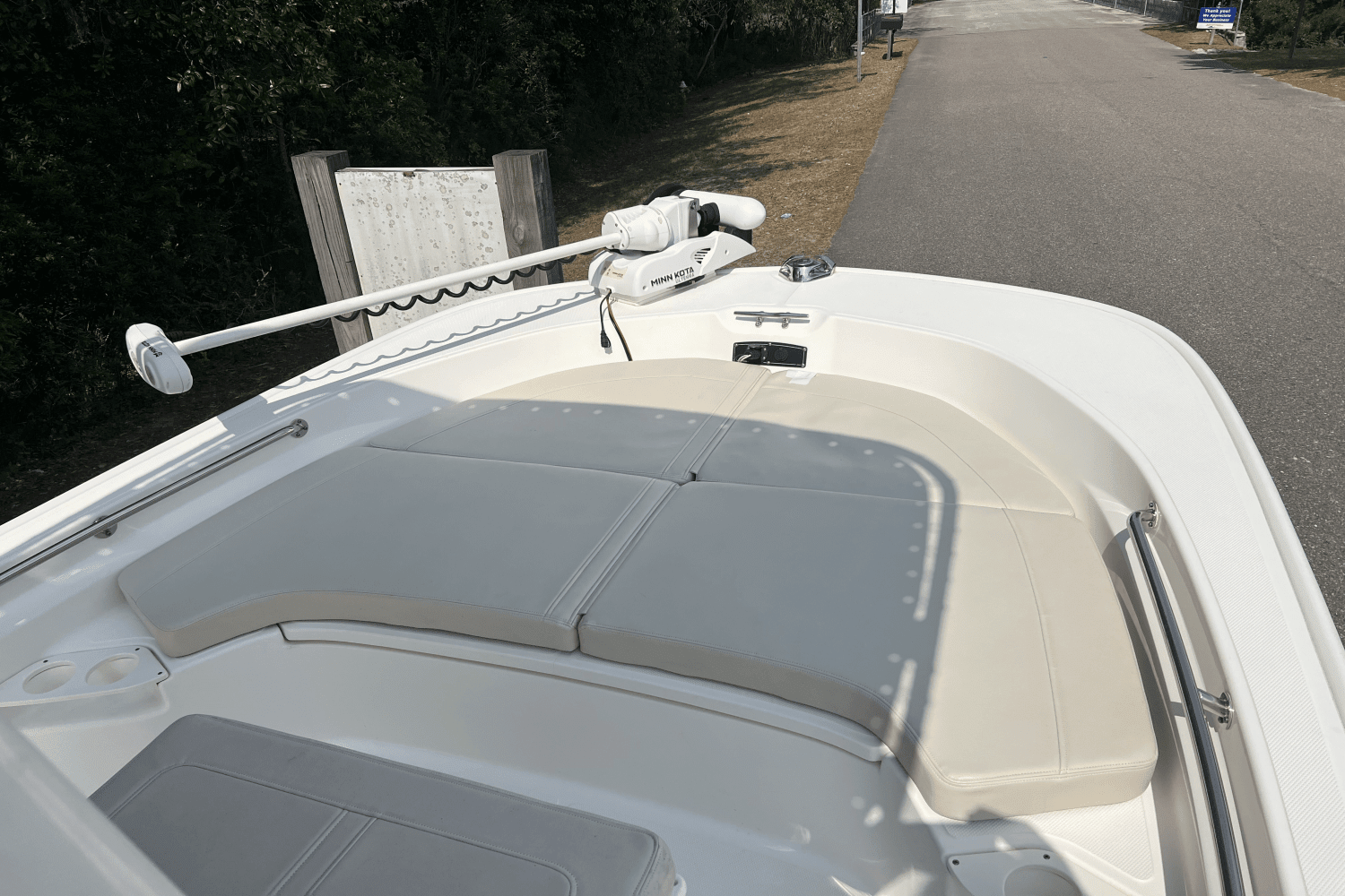 2022 Boston Whaler 190 MONTAUK Image Thumbnail #5