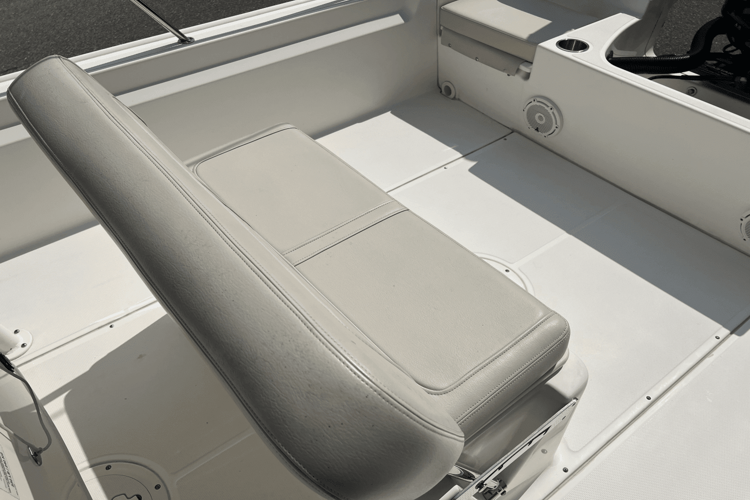 2022 Boston Whaler 190 MONTAUK Image Thumbnail #17
