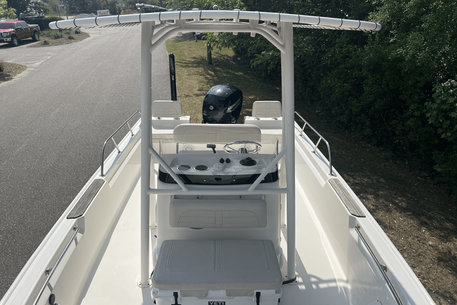 2022 Boston Whaler 190 MONTAUK Image Thumbnail #4