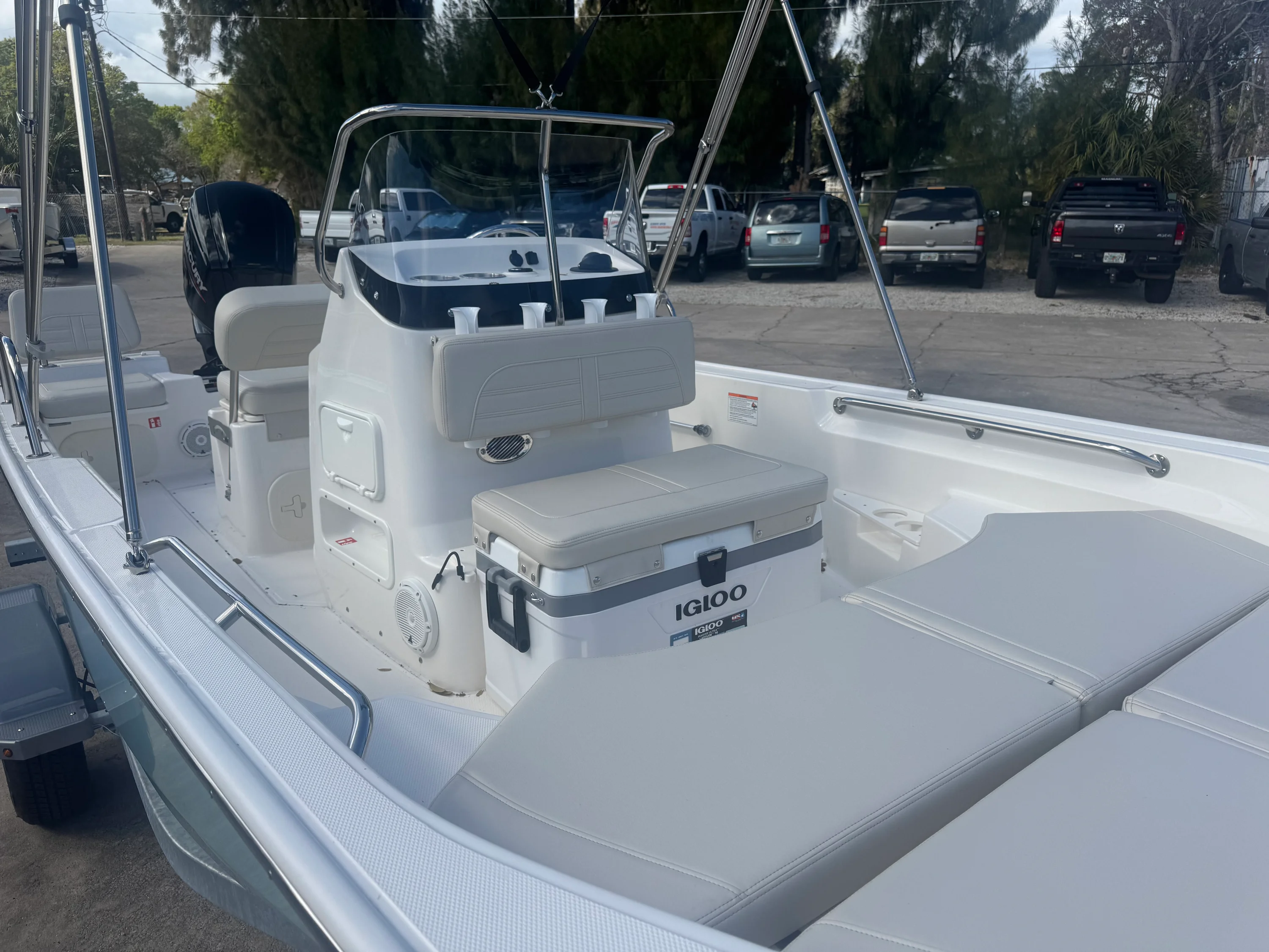 2026 Boston Whaler 170 Montauk Image Thumbnail #6