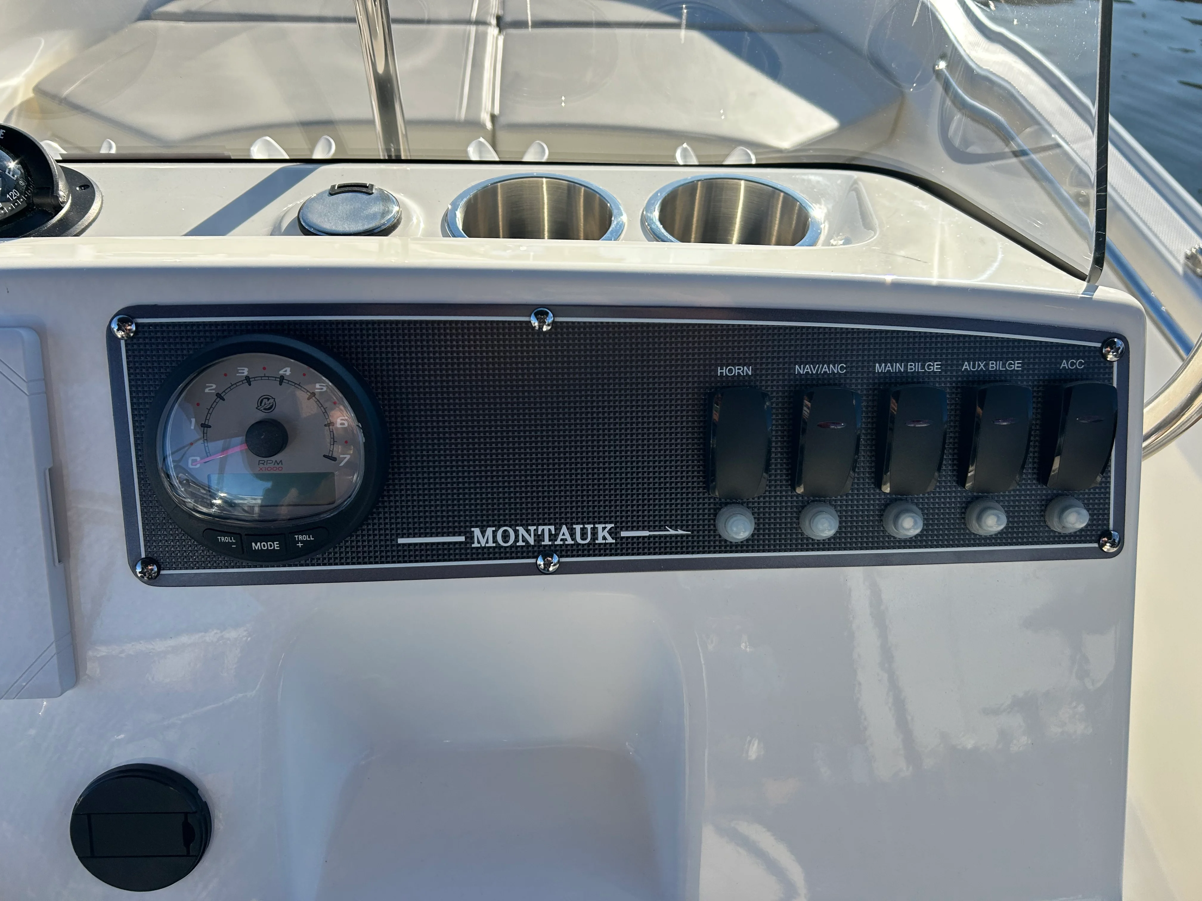 2026 Boston Whaler 170 Montauk Image Thumbnail #13