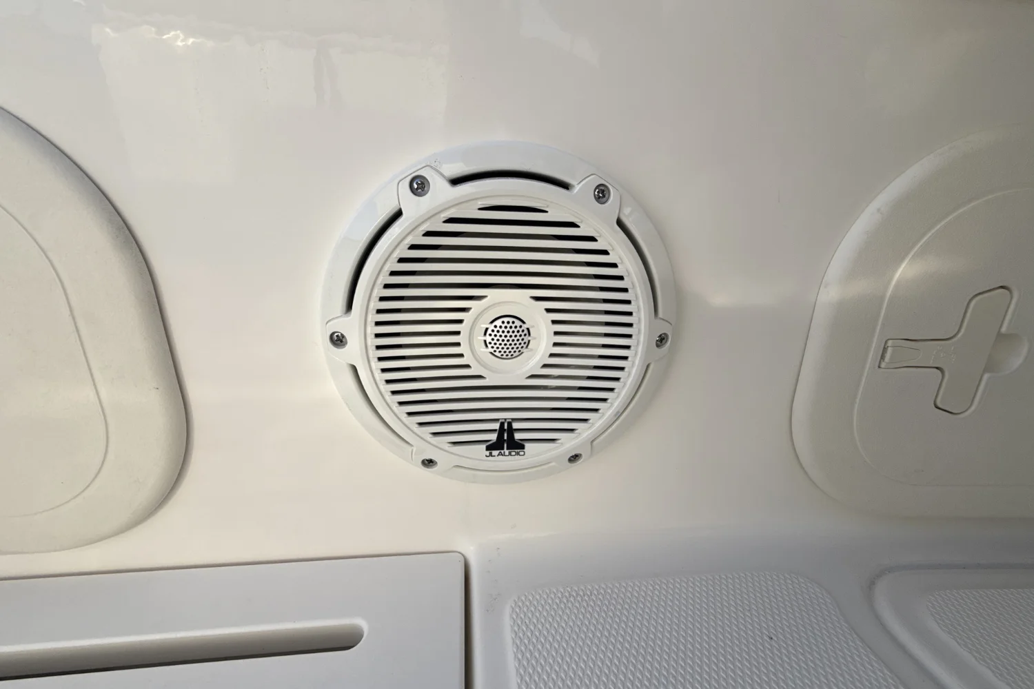 2026 Boston Whaler 170 Montauk Image Thumbnail #30