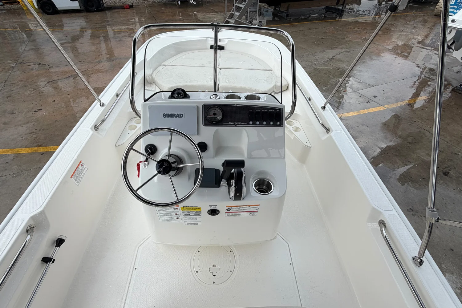 2026 Boston Whaler 170 Montauk Image Thumbnail #10