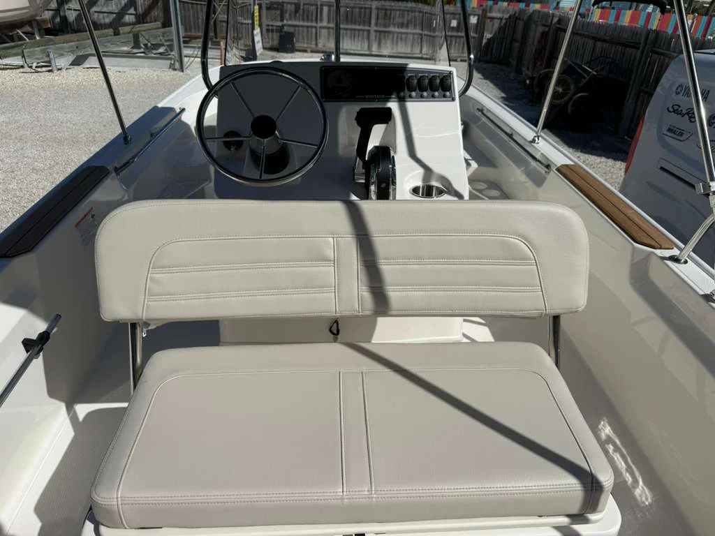 2026 Boston Whaler 170 Montauk Image Thumbnail #6