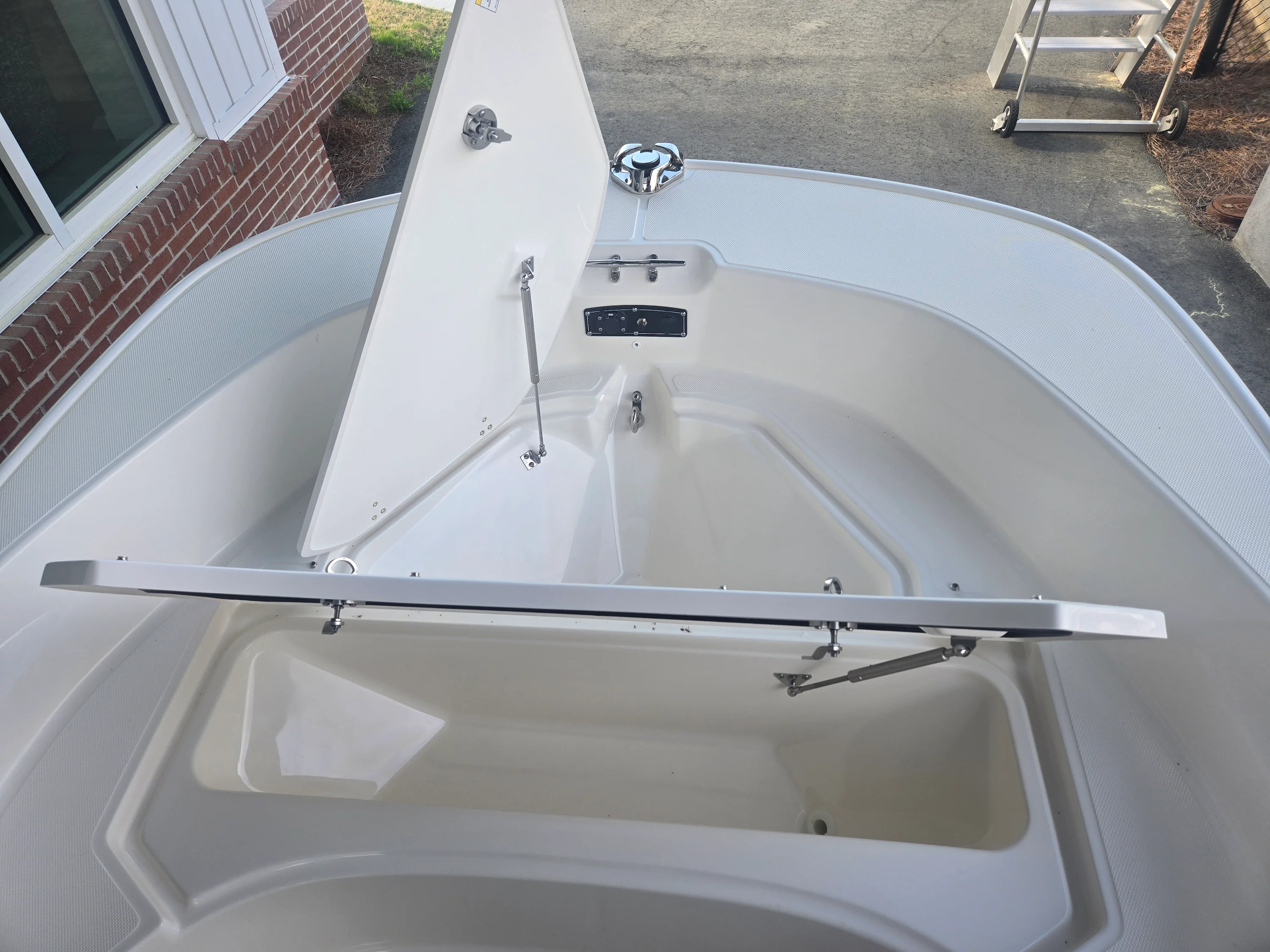 2026 Boston Whaler 170 Montauk Image Thumbnail #11