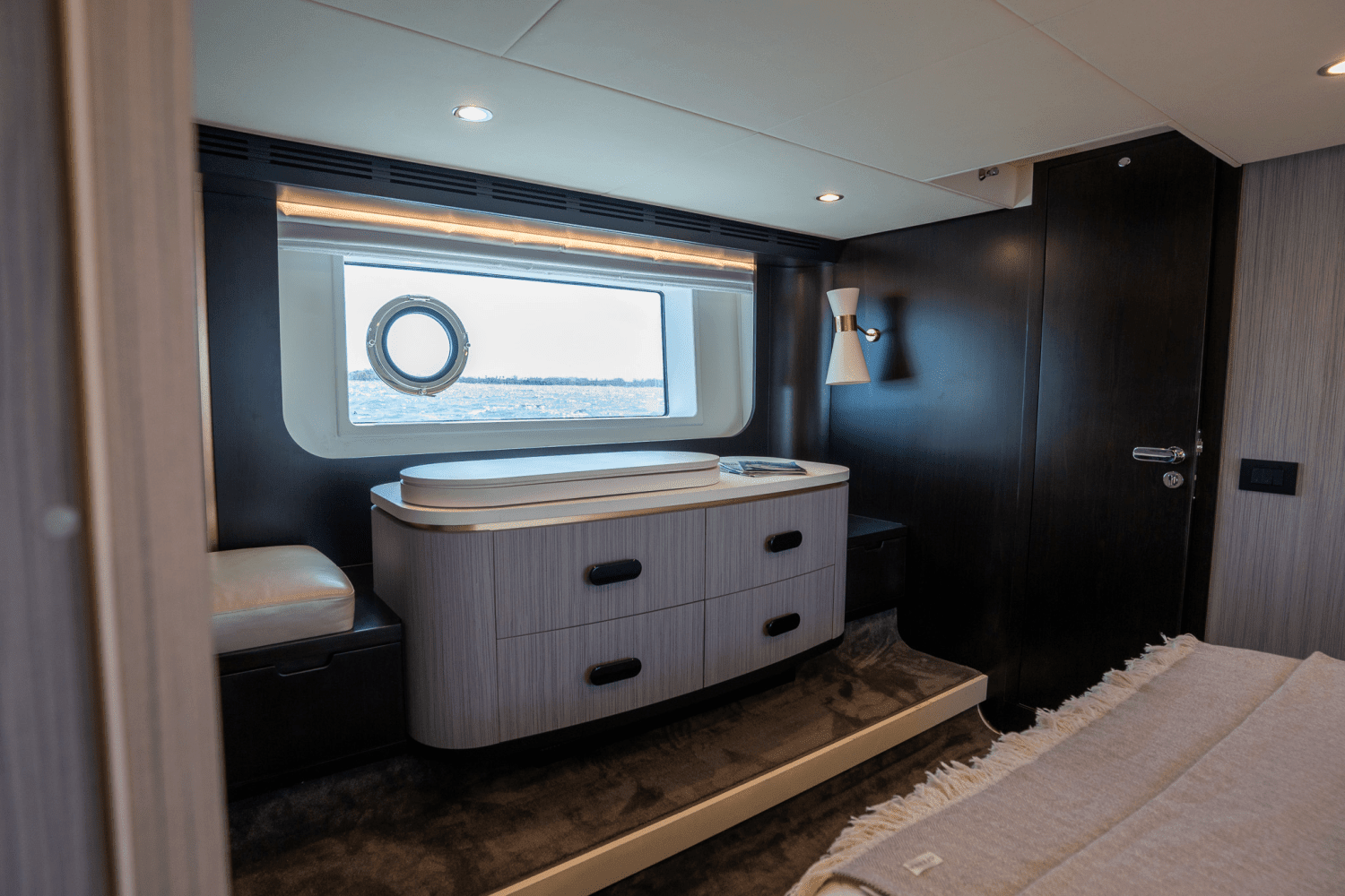 2019 Azimut AZ 60-FLY Image Thumbnail #54
