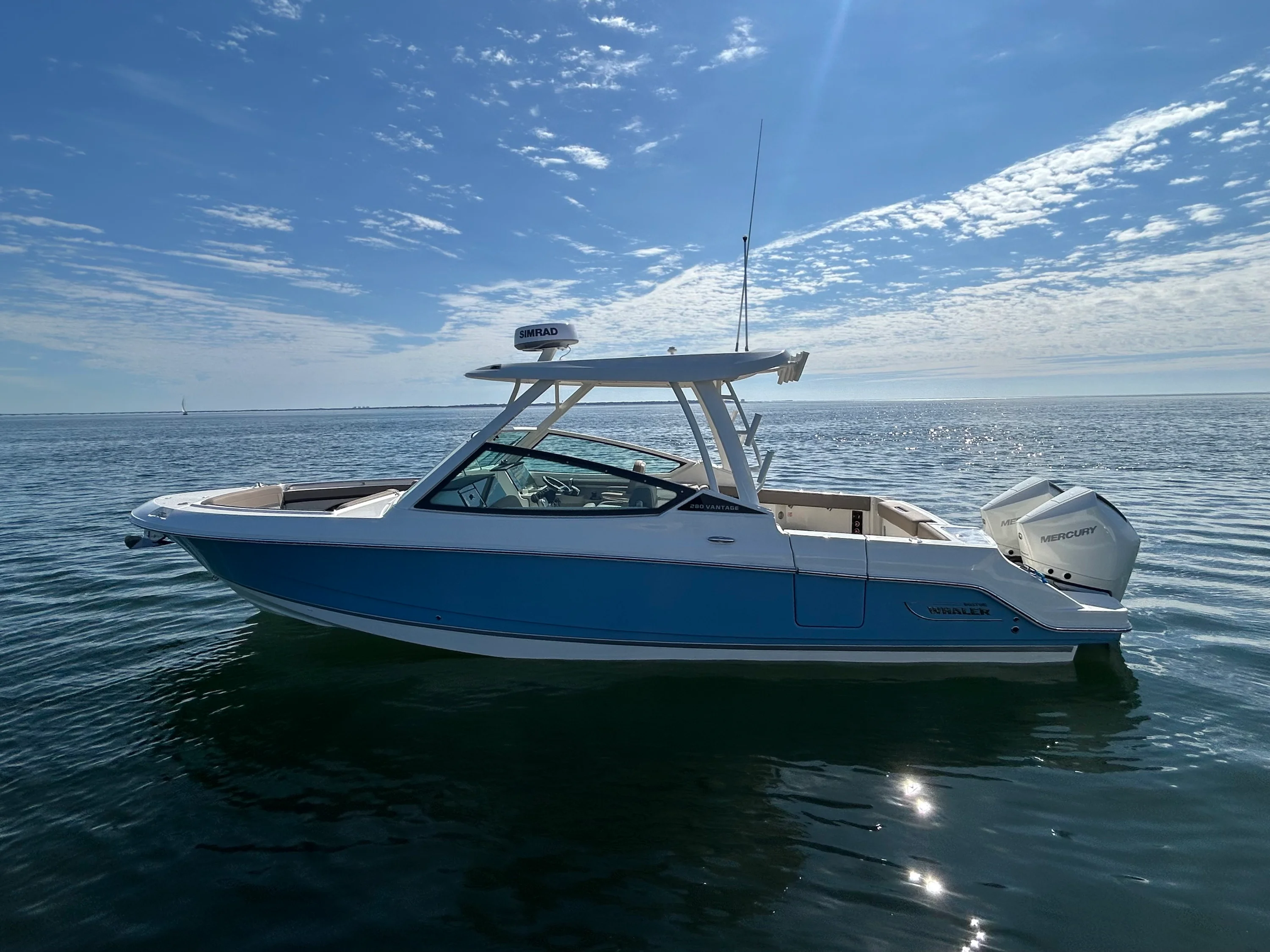 2026 Boston Whaler 280 Vantage Image Thumbnail #1