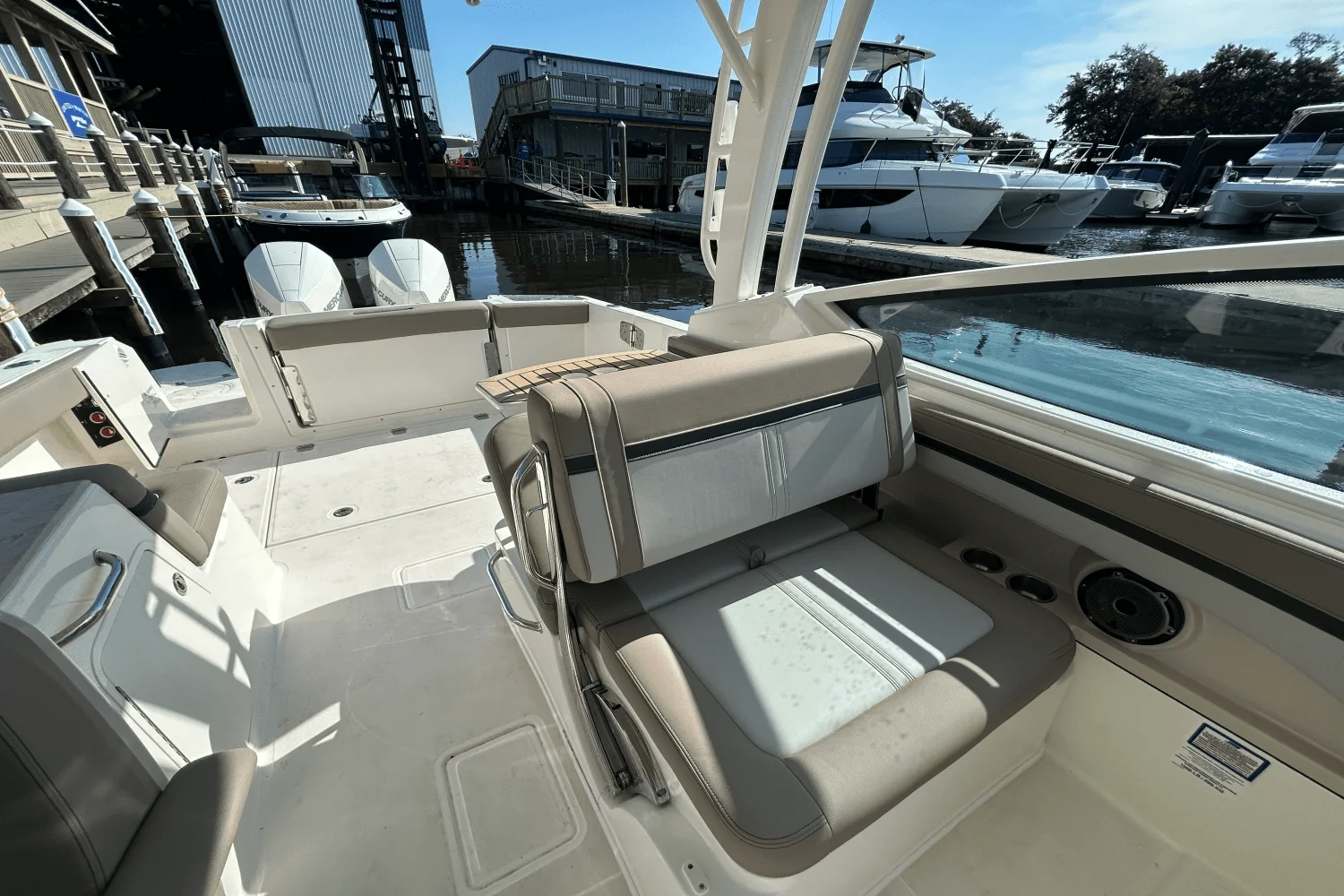 2026 Boston Whaler 280 Vantage Image Thumbnail #22