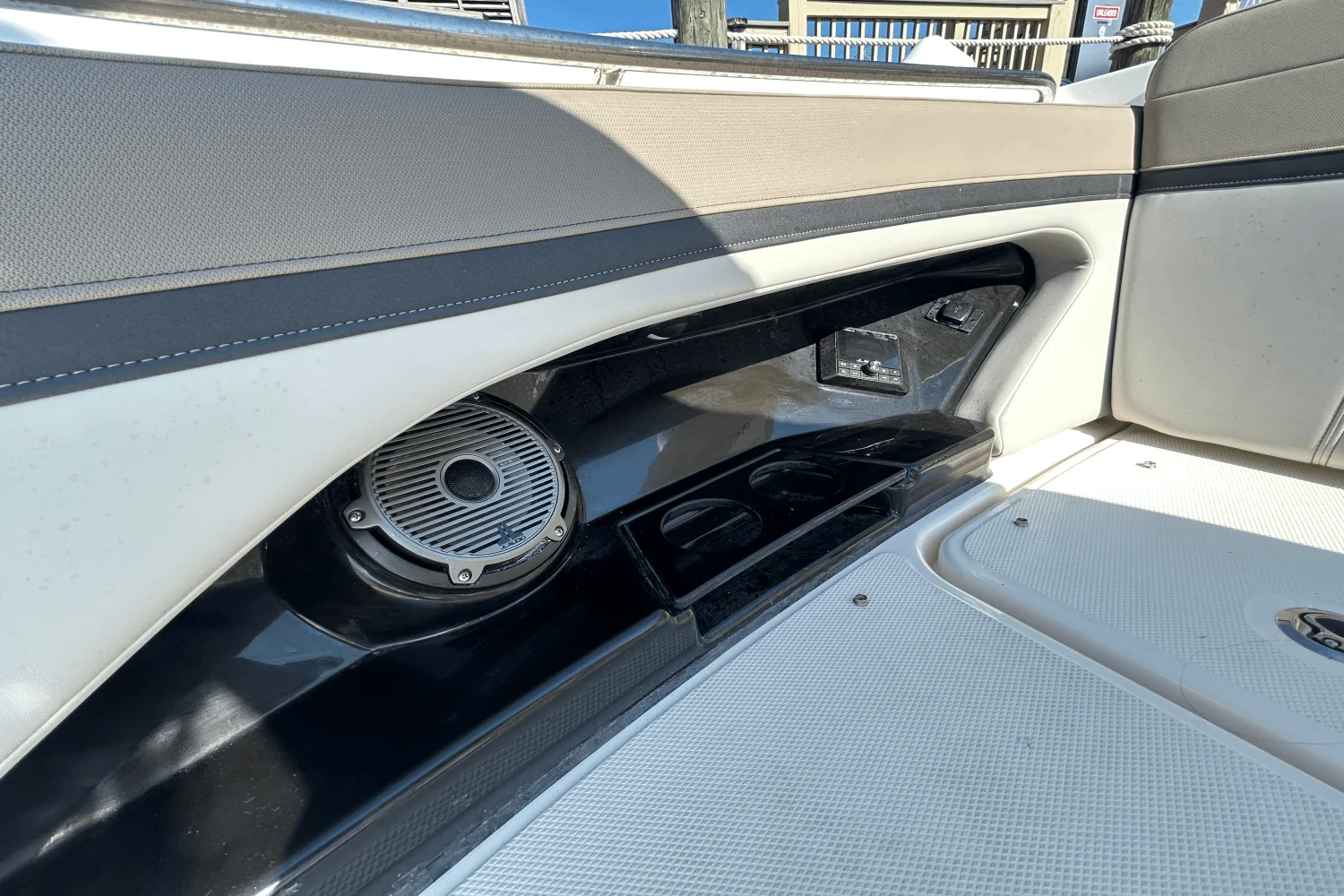 2026 Boston Whaler 280 Vantage Image Thumbnail #27