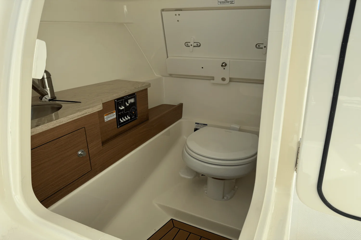 2026 Boston Whaler 280 Vantage Image Thumbnail #20