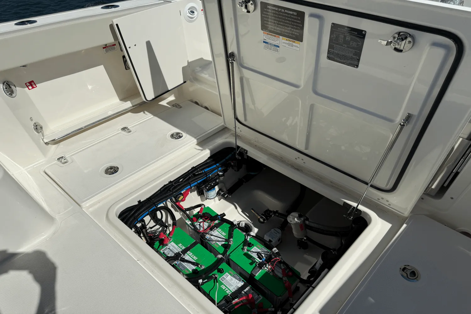 2026 Boston Whaler 280 Vantage Image Thumbnail #12