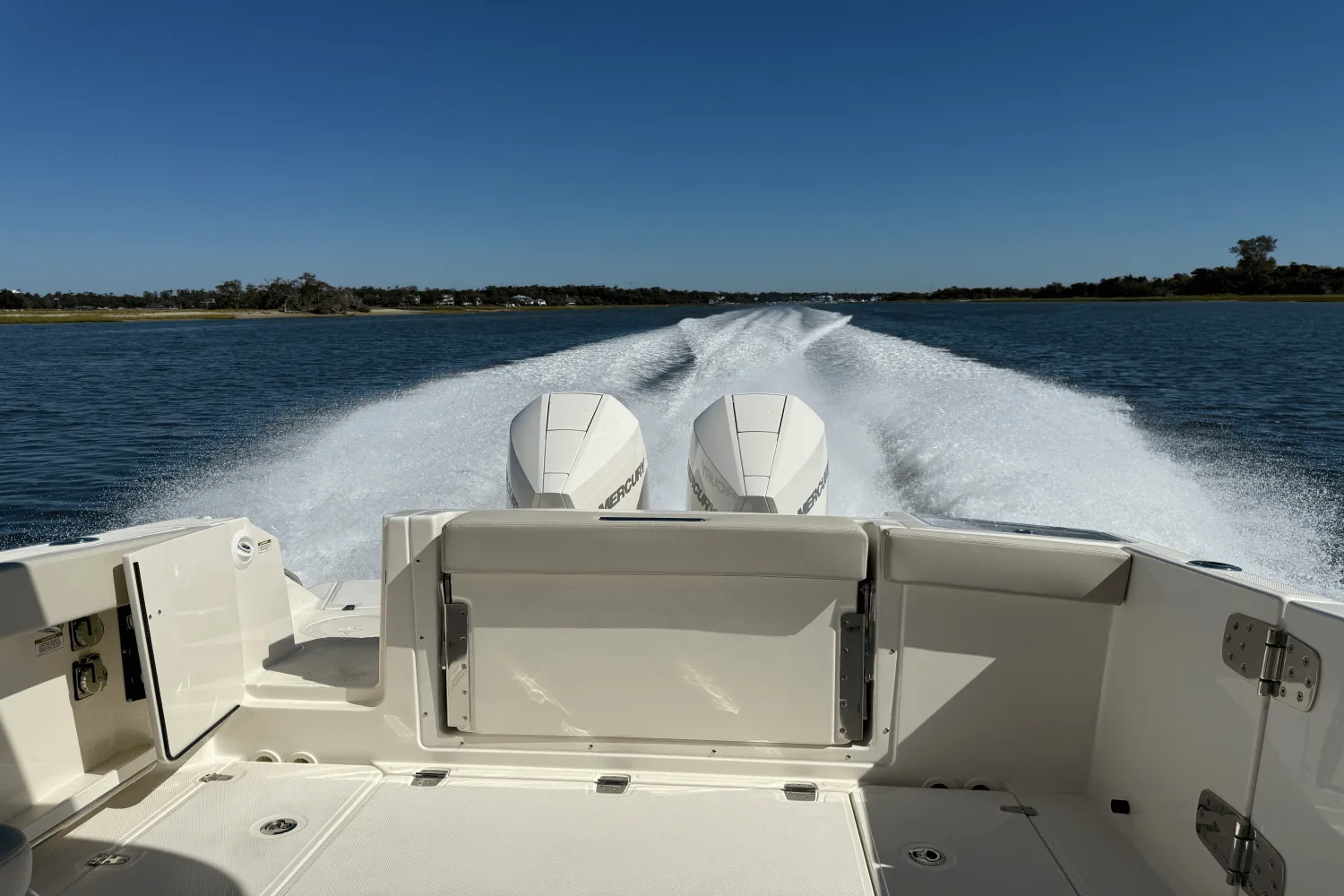 2026 Boston Whaler 280 Vantage Image Thumbnail #4