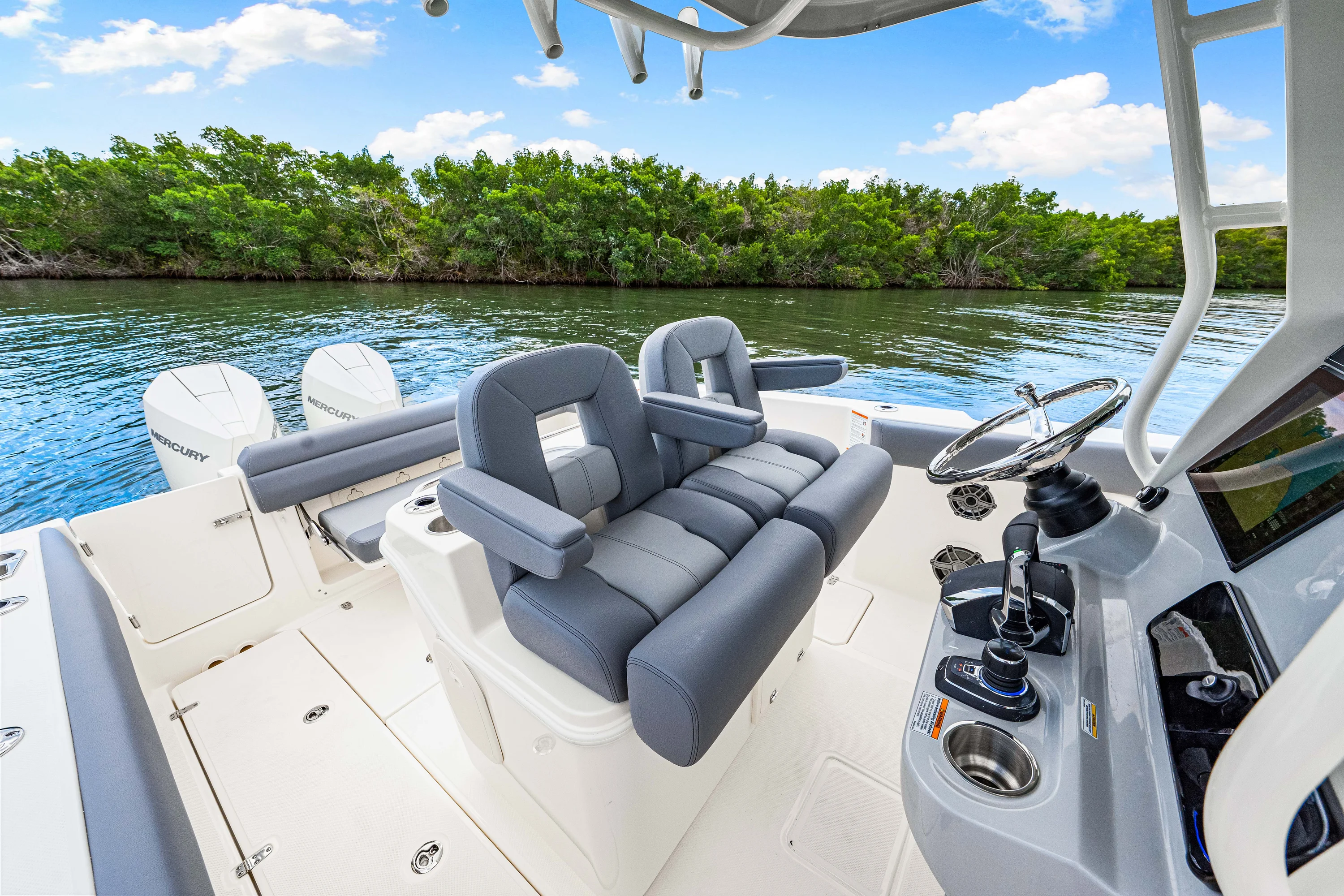 2026 Boston Whaler 280 Outrage Image Thumbnail #51