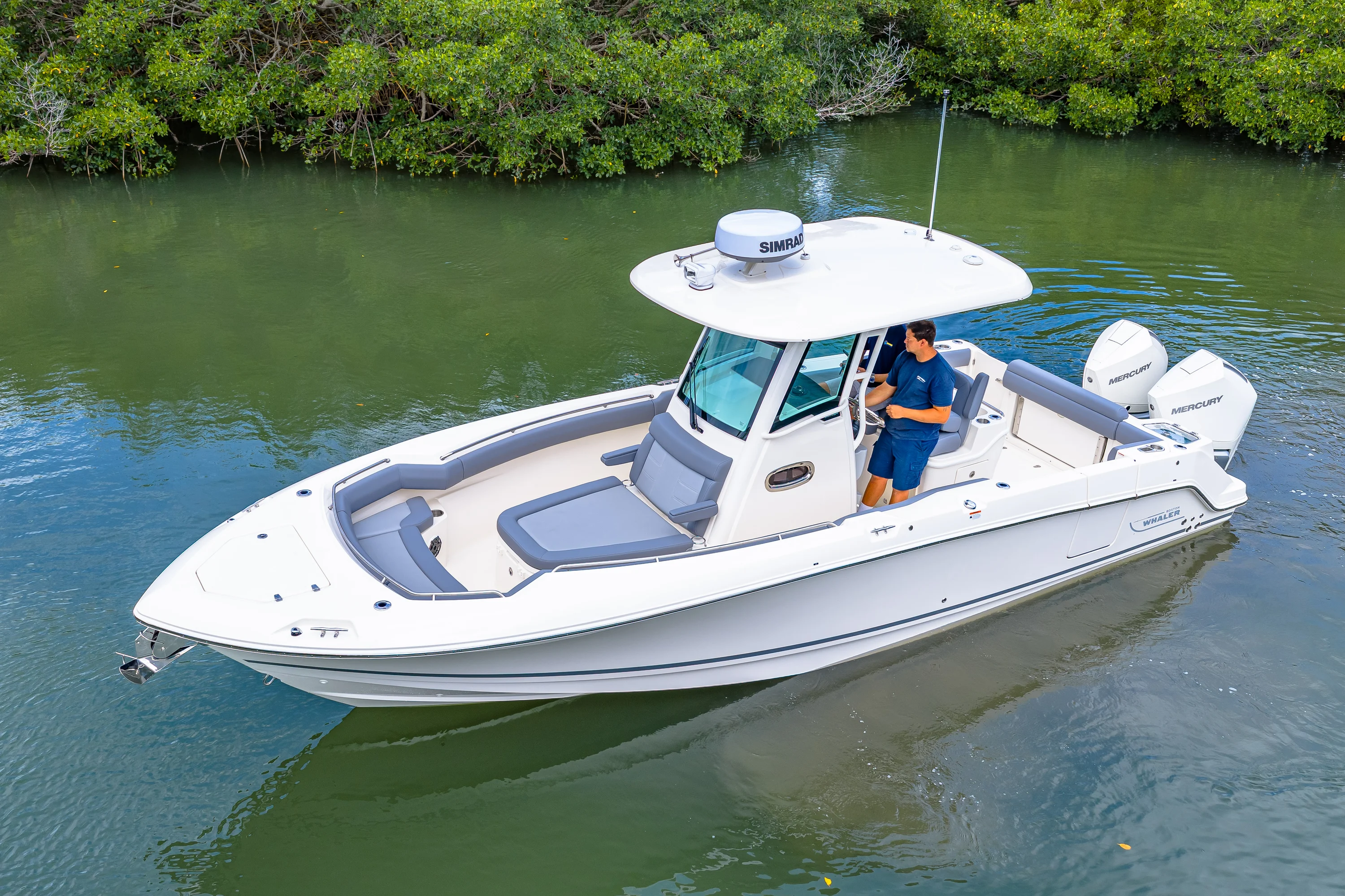 2026 Boston Whaler 280 Outrage Image Thumbnail #3