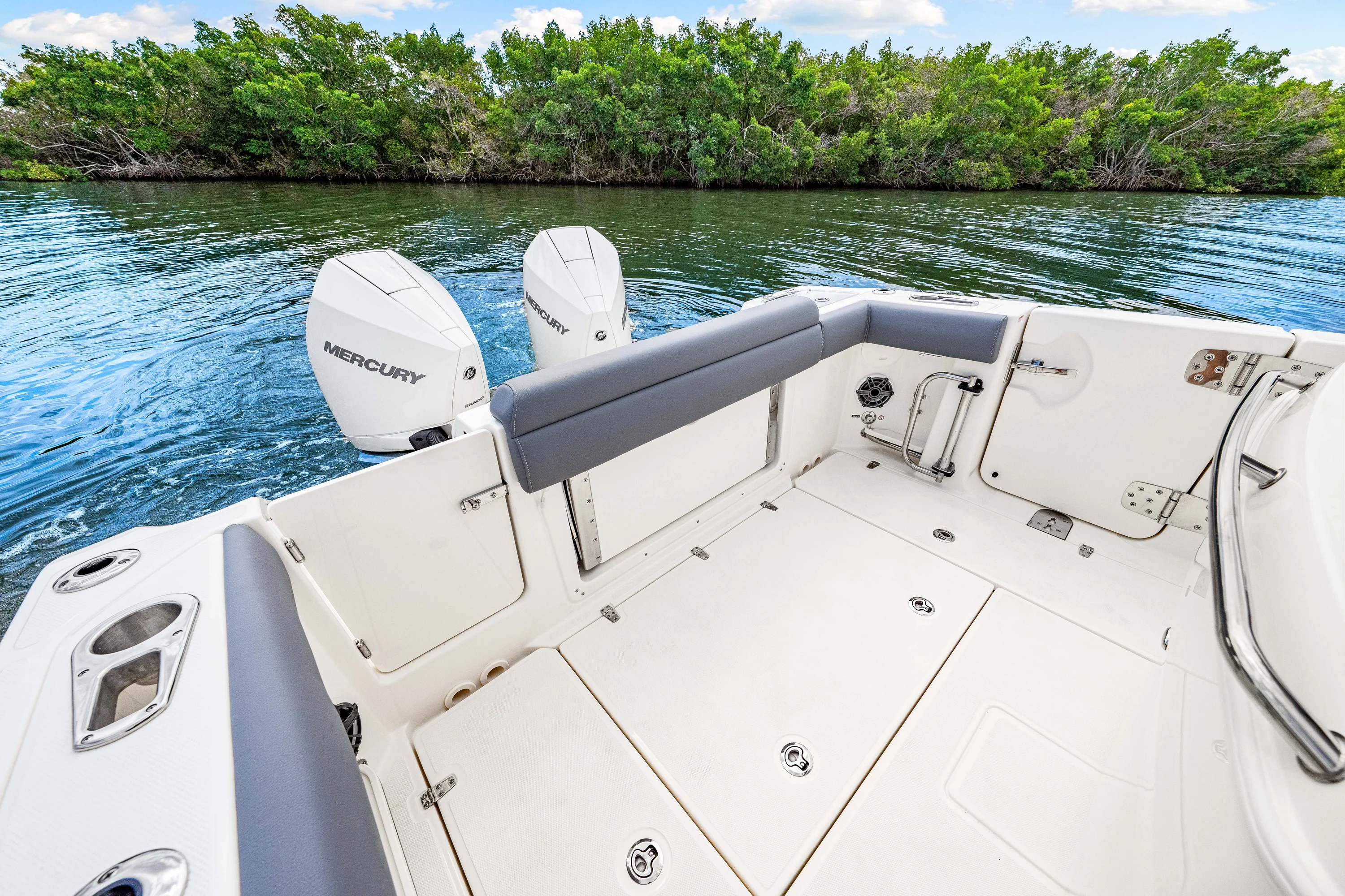 2026 Boston Whaler 280 Outrage Image Thumbnail #42