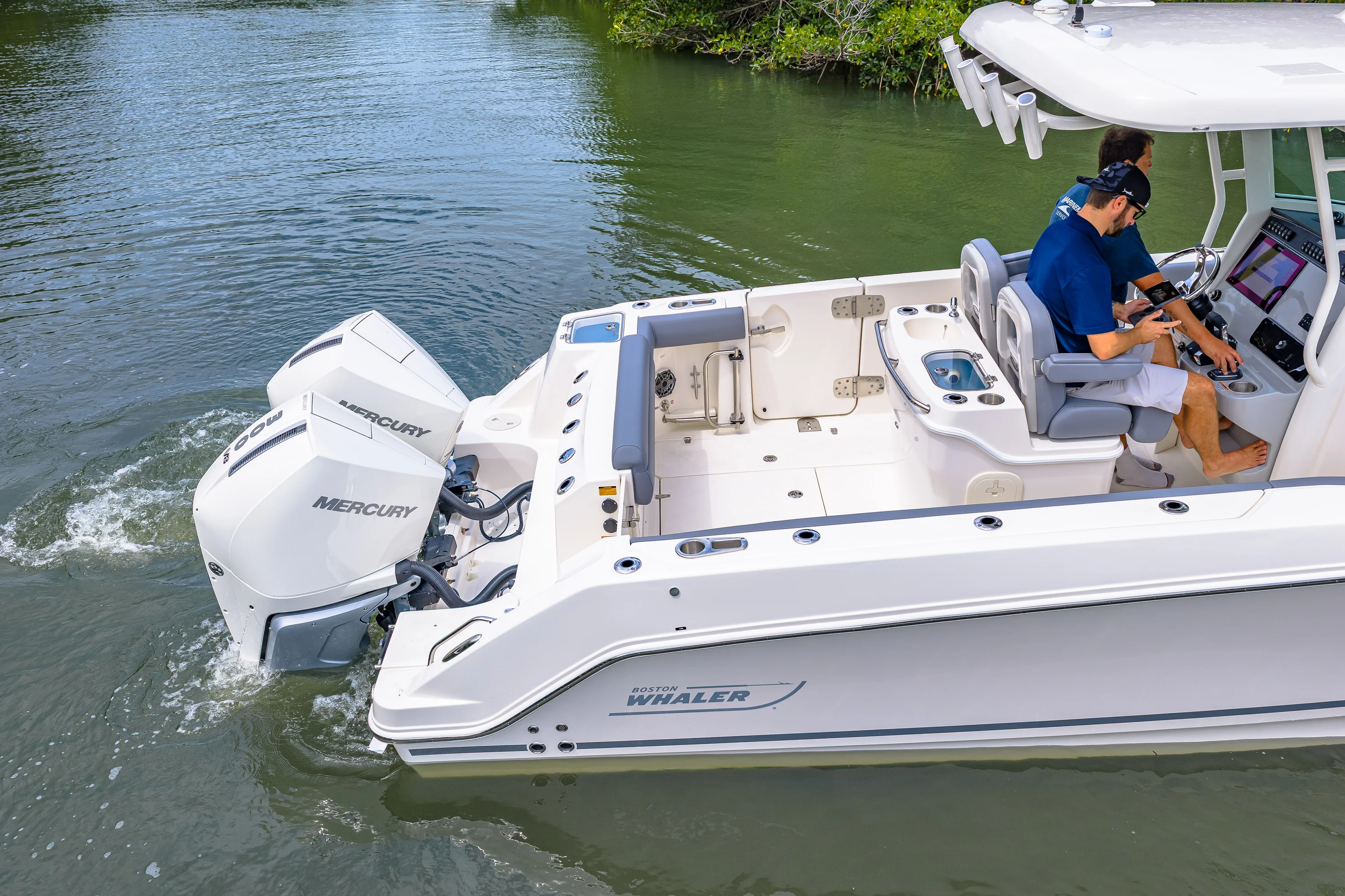2026 Boston Whaler 280 Outrage Image Thumbnail #12