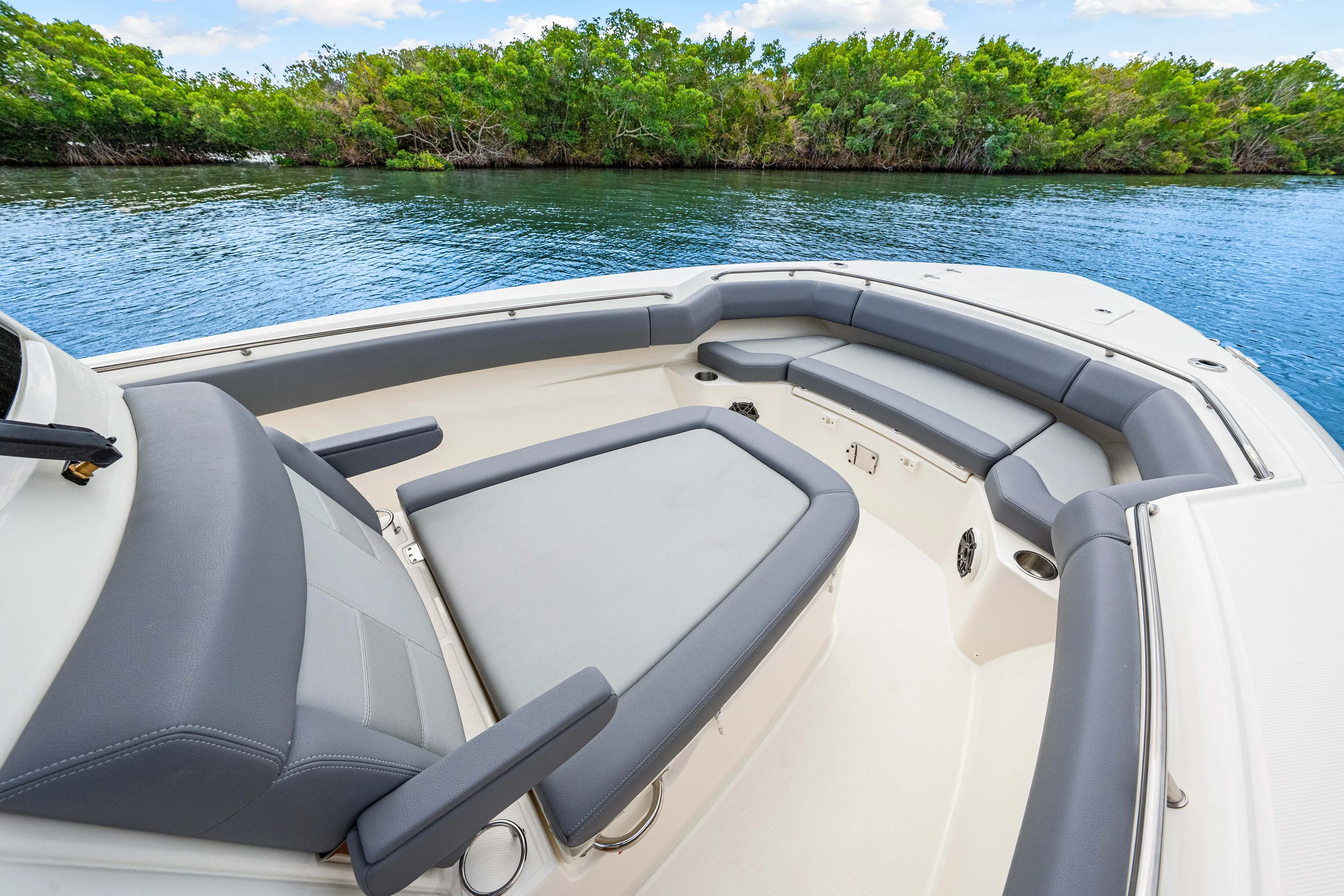 2026 Boston Whaler 280 Outrage Image Thumbnail #55