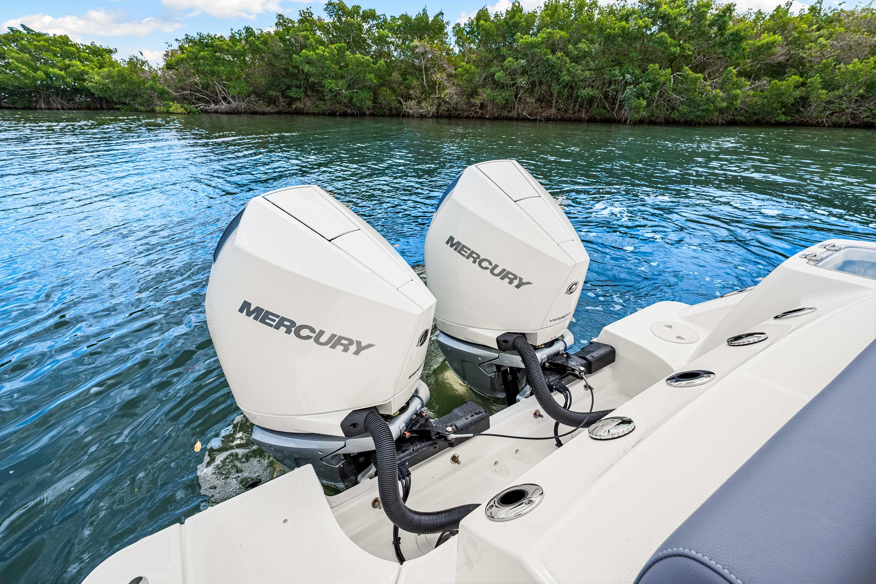 2026 Boston Whaler 280 Outrage Image Thumbnail #44