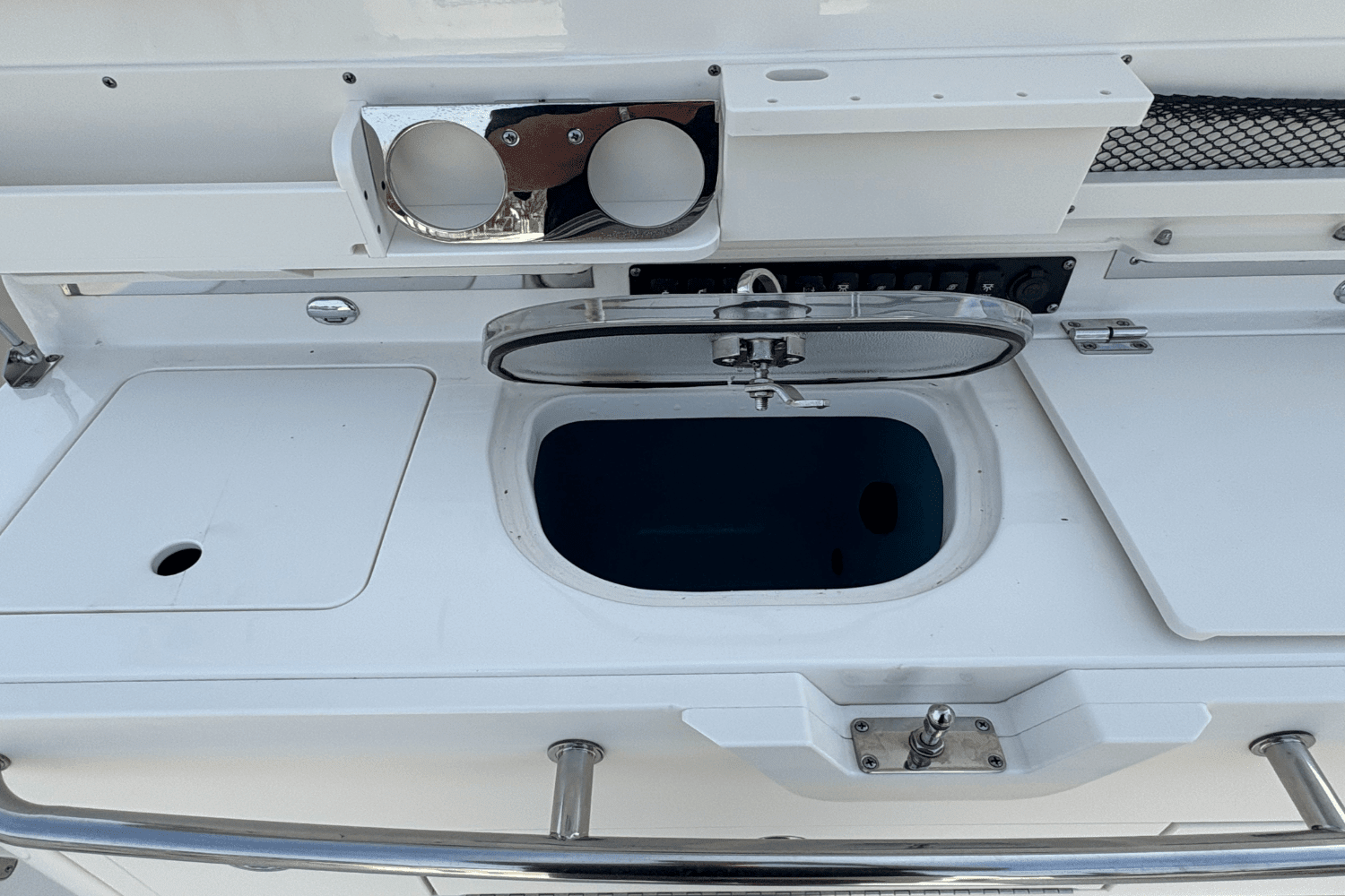 2022 Boston Whaler 350 OUTRAGE Image Thumbnail #24