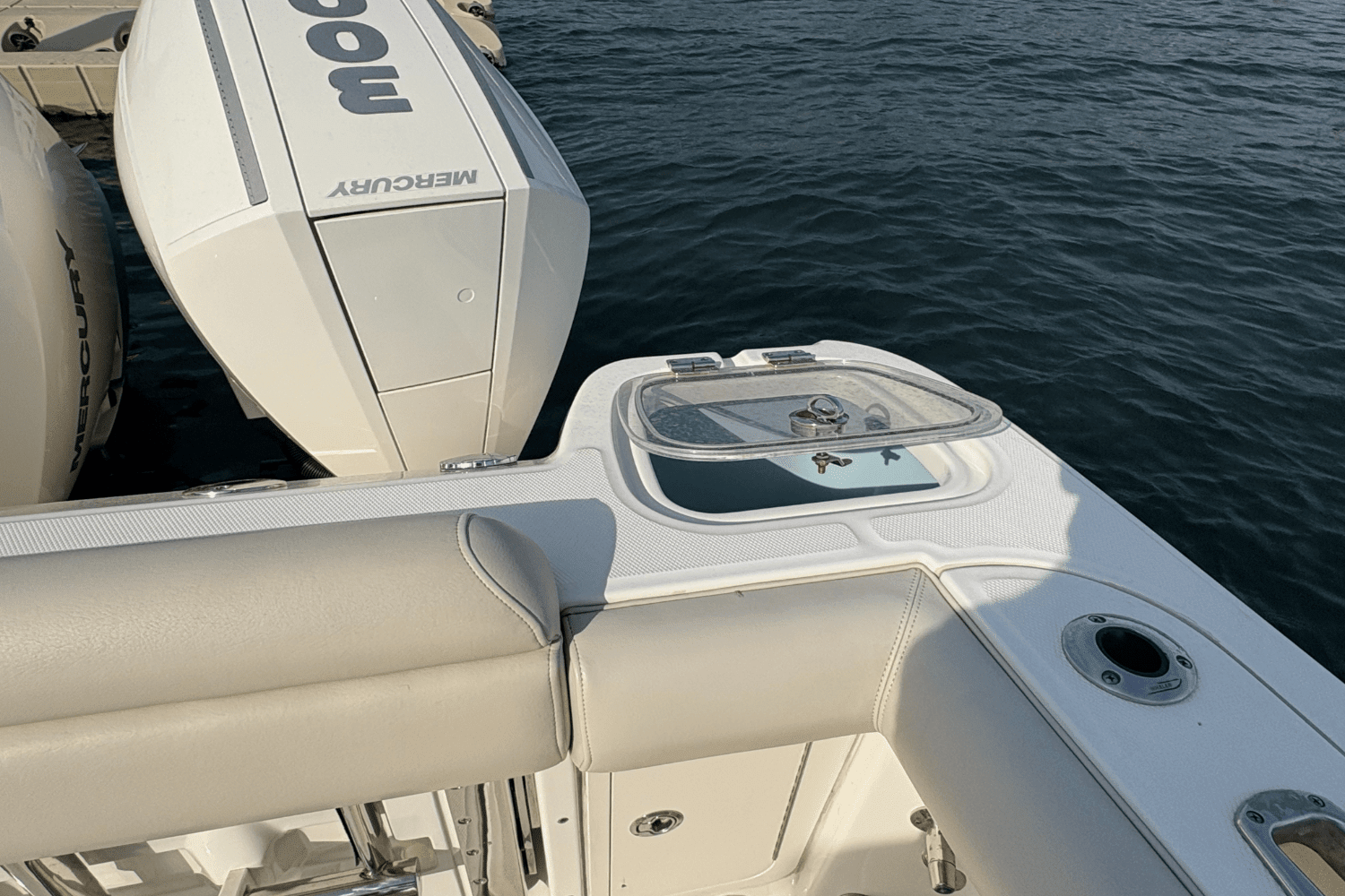 2022 Boston Whaler 350 OUTRAGE Image Thumbnail #10