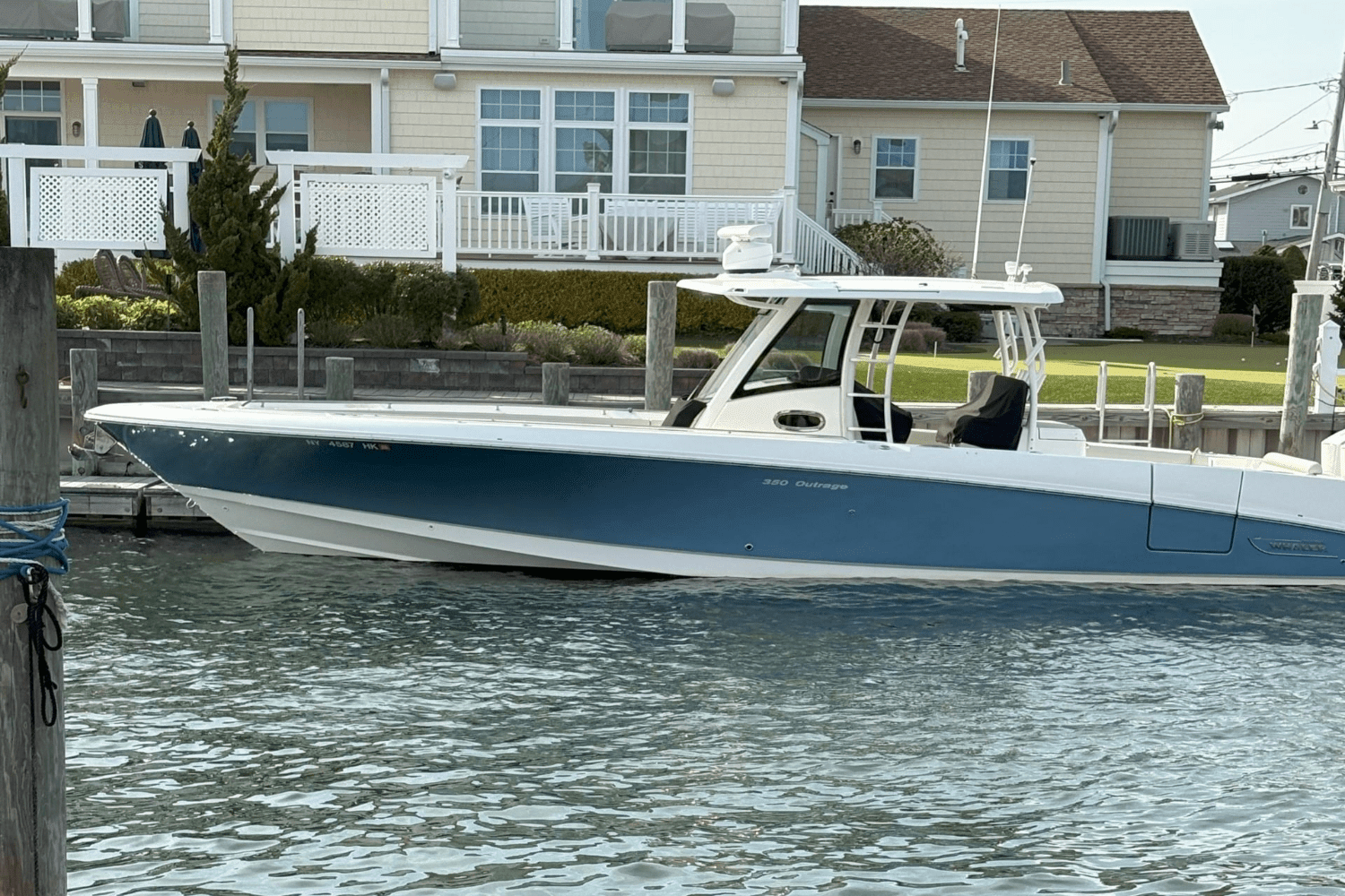 2022 Boston Whaler 350 OUTRAGE Image Thumbnail #1