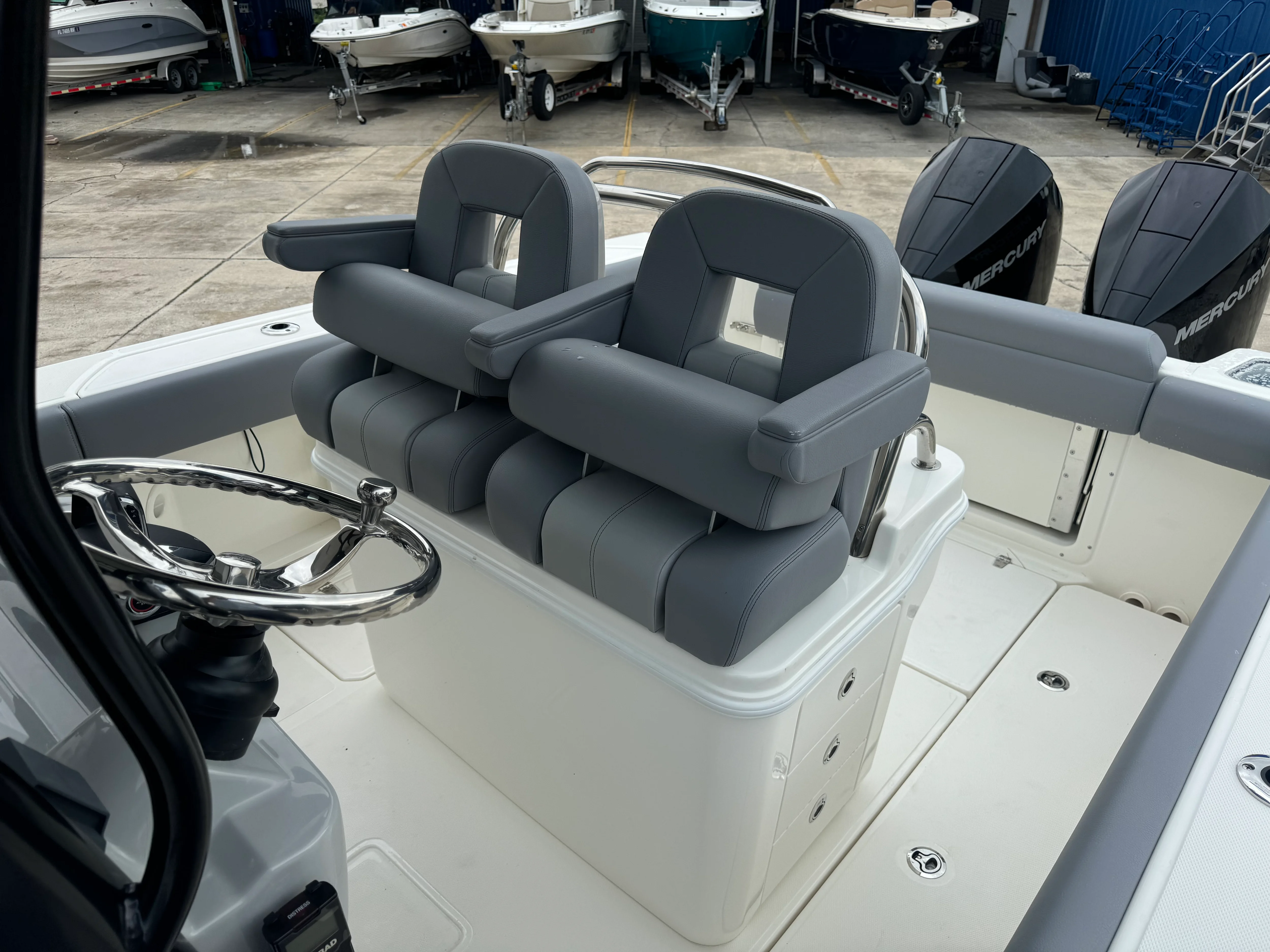 2026 Boston Whaler 250 Outrage Image Thumbnail #7