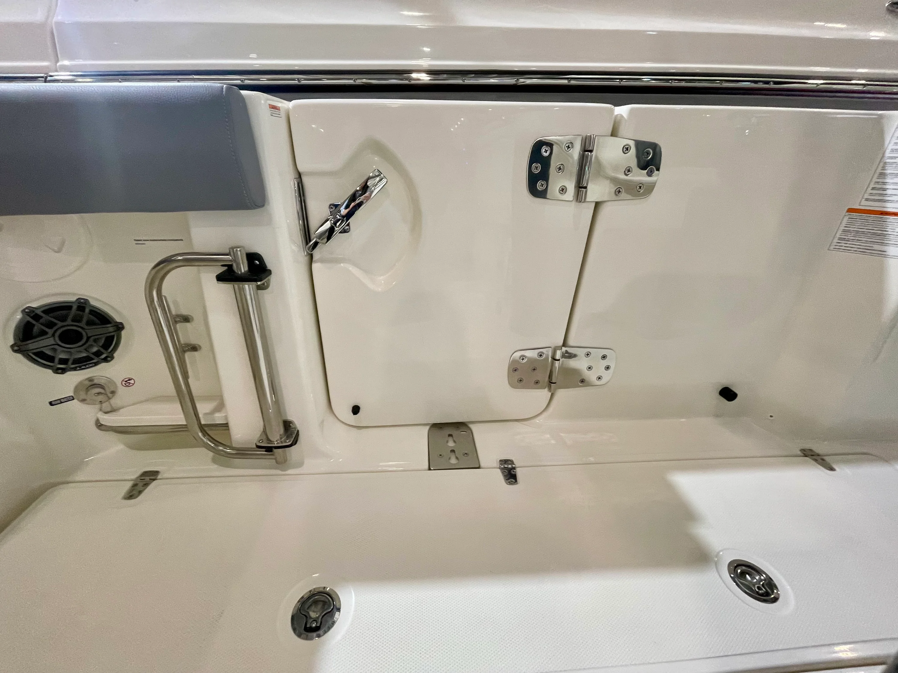 2026 Boston Whaler 280 Outrage Image Thumbnail #3