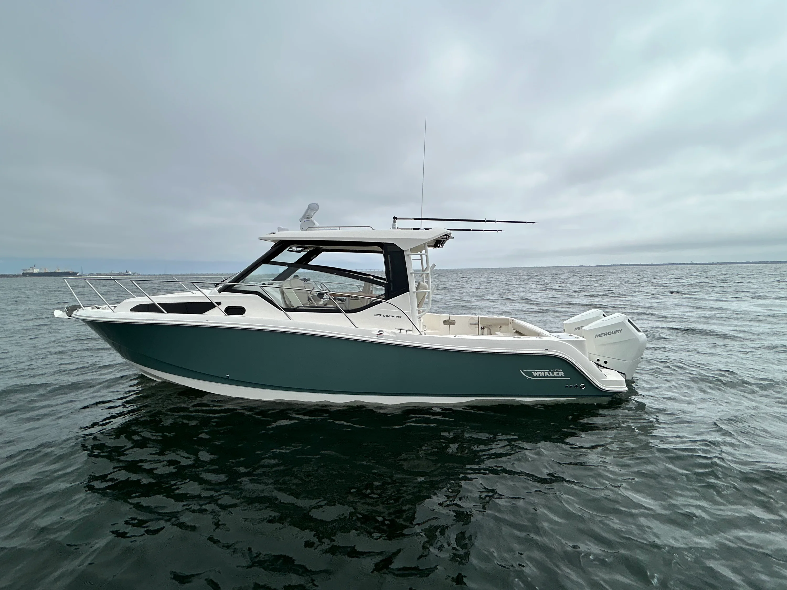 2026 Boston Whaler 325 Conquest Image Thumbnail #14